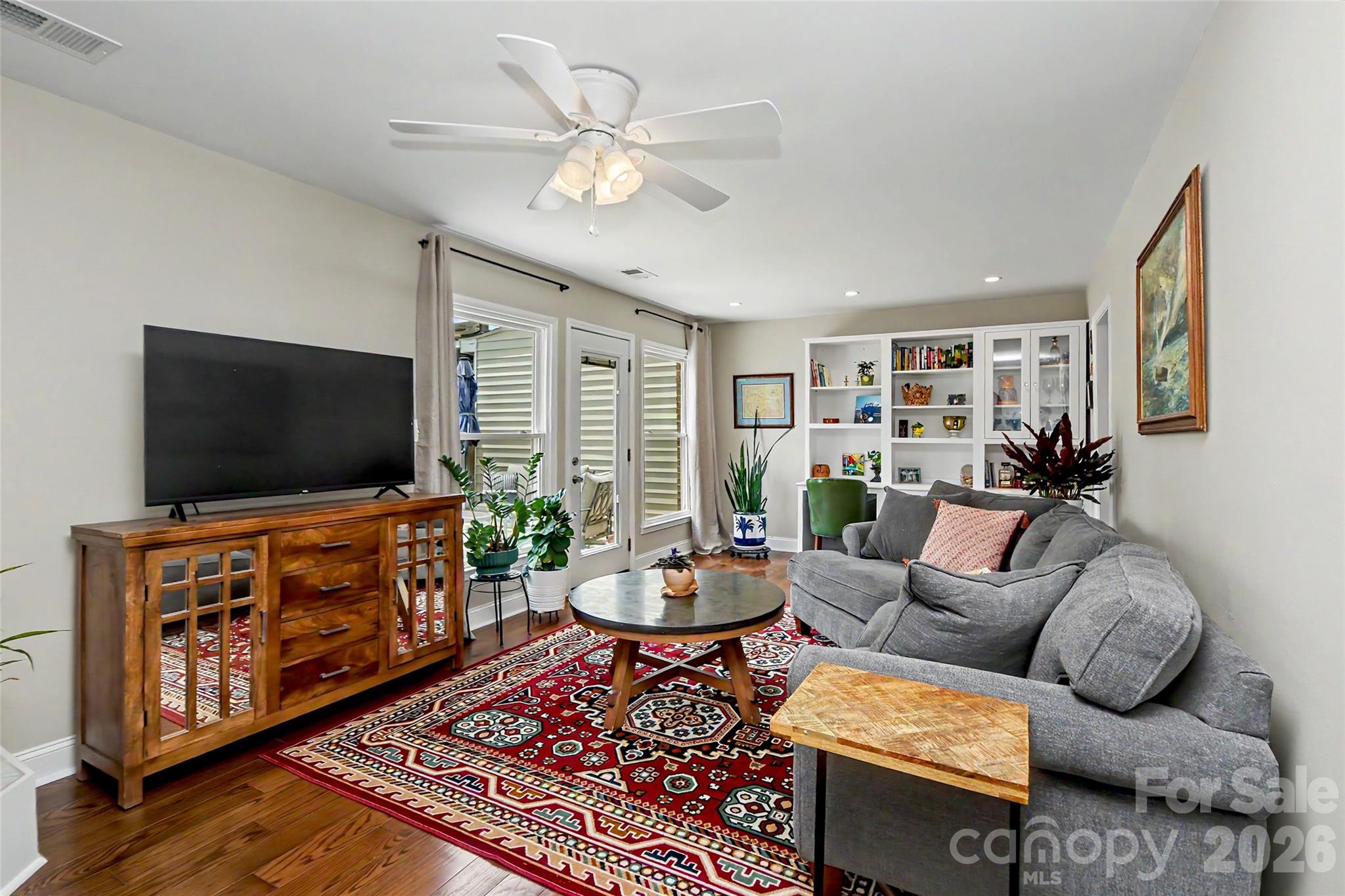 Sharon South - Residential