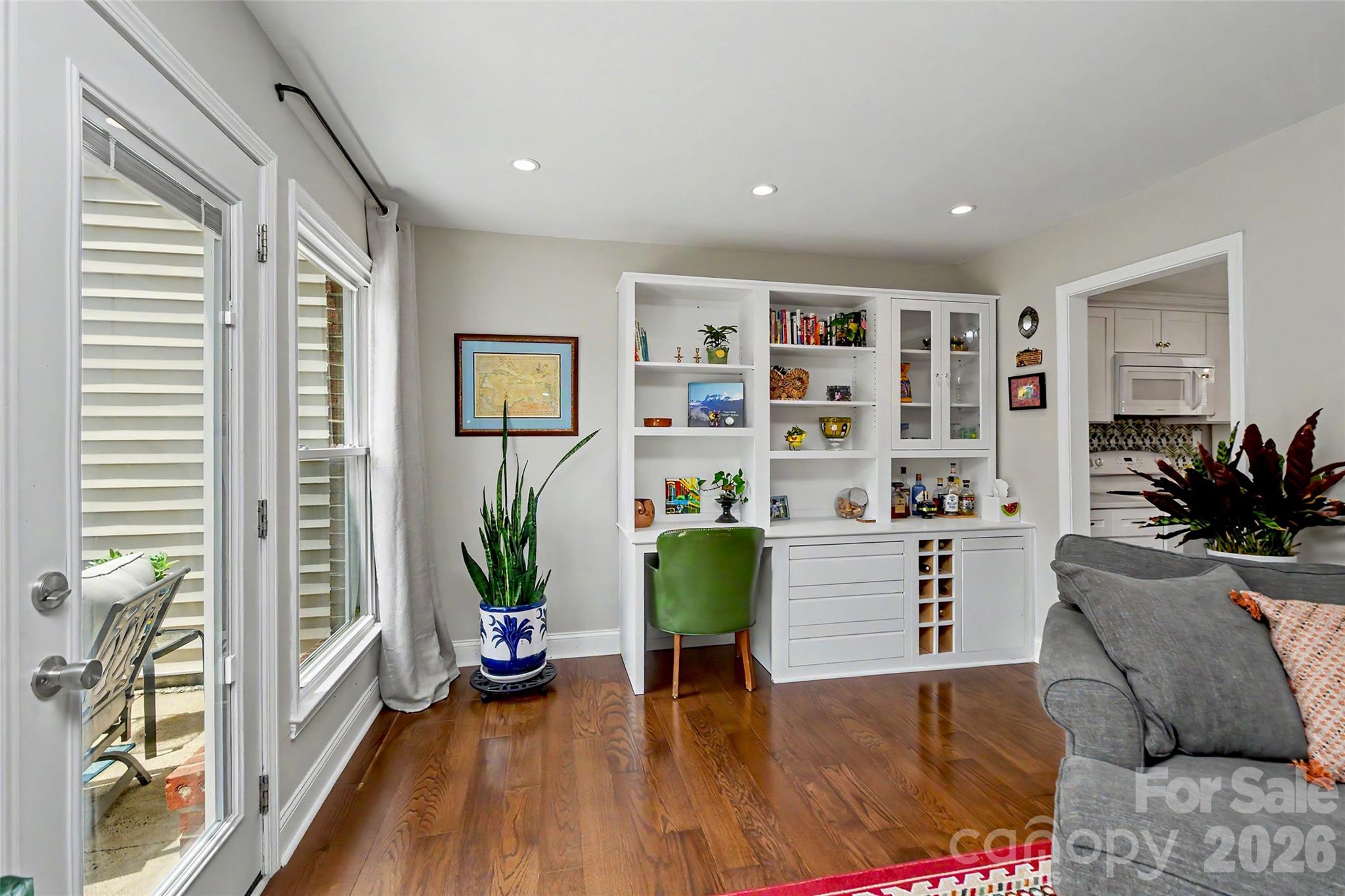 Sharon South - Residential