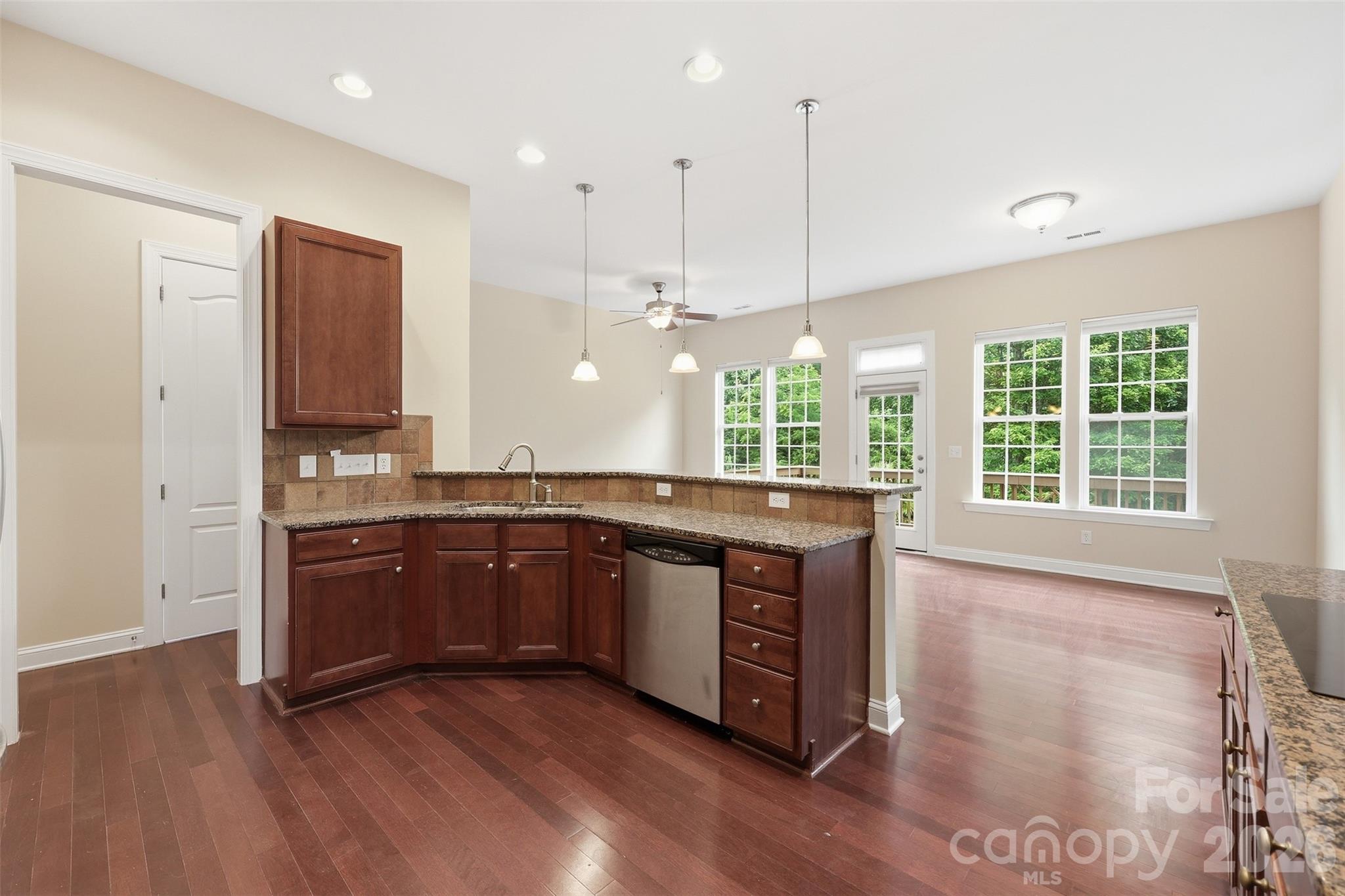Reserve At Gold Hill - Residential
