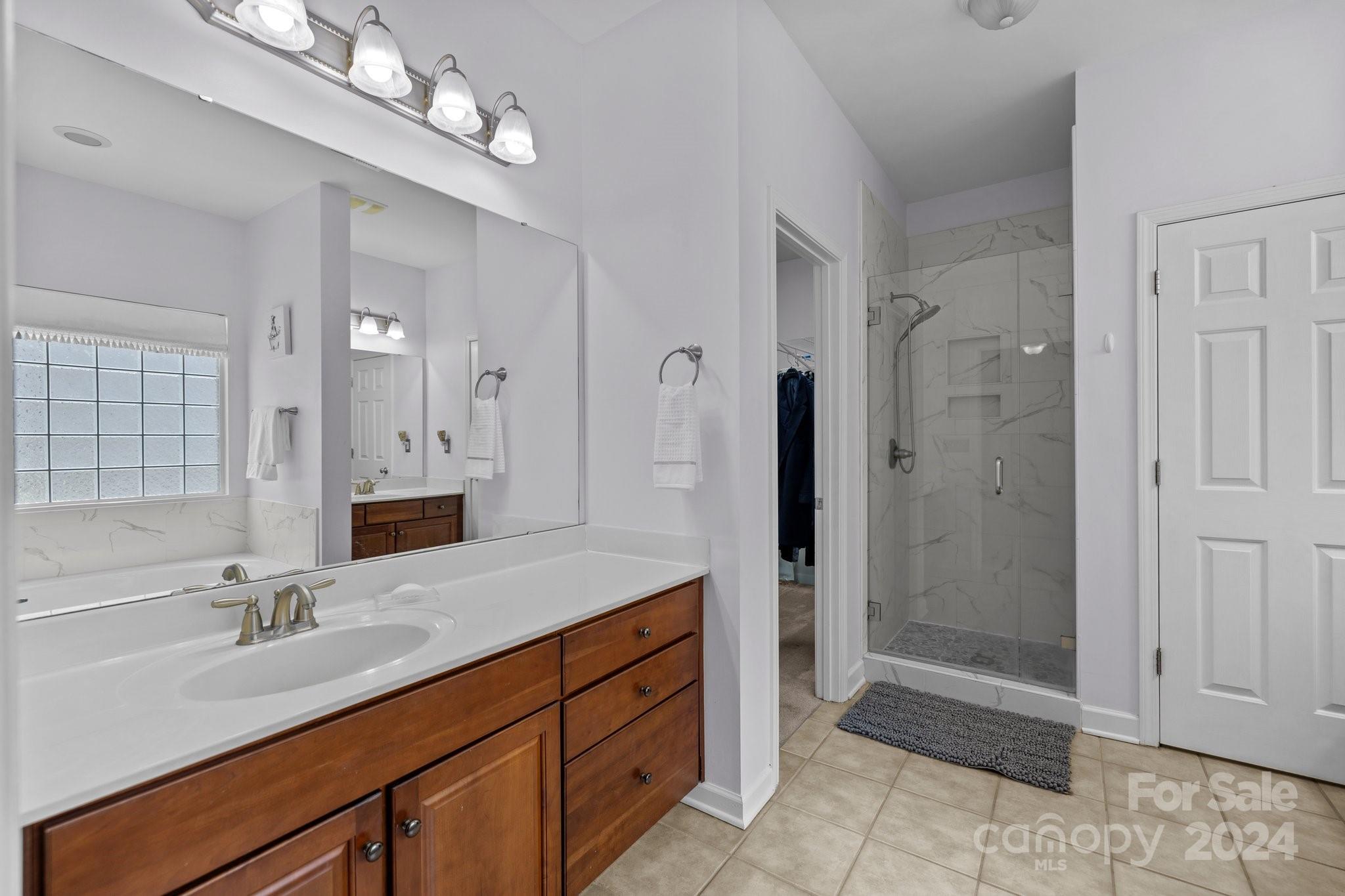 Lynnwood Farms - Residential