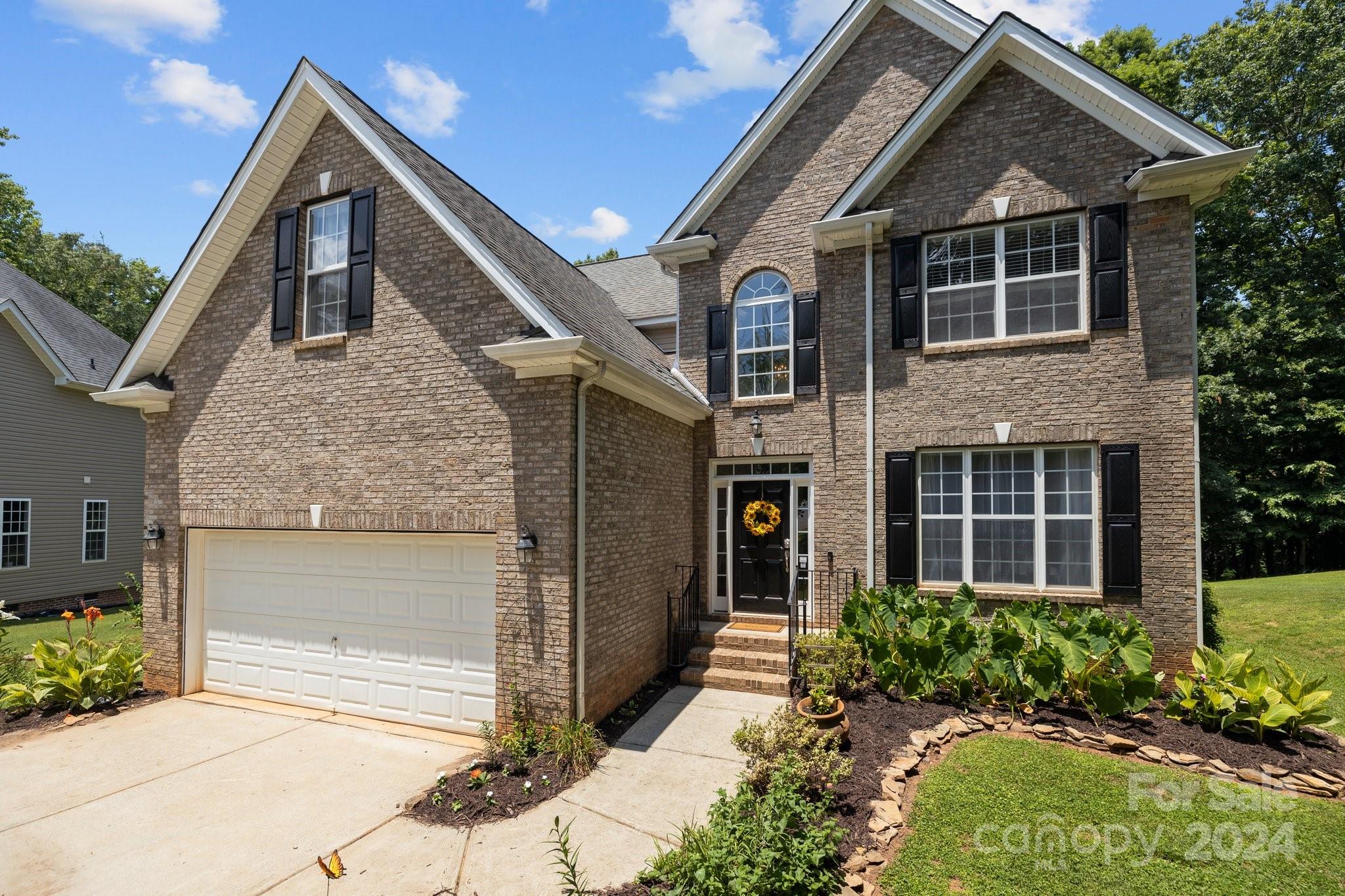 Lynnwood Farms - Residential