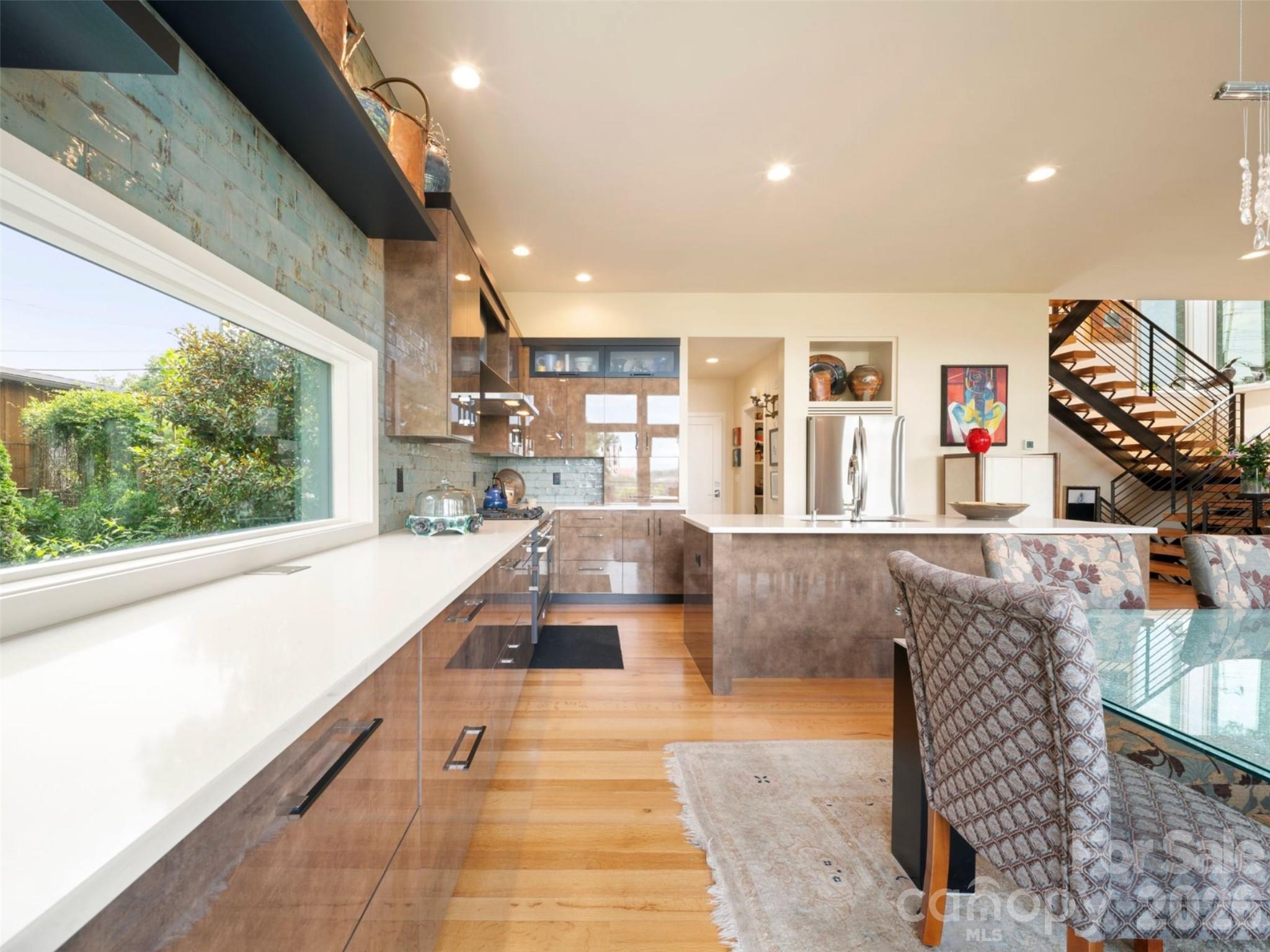 Riverview - Residential