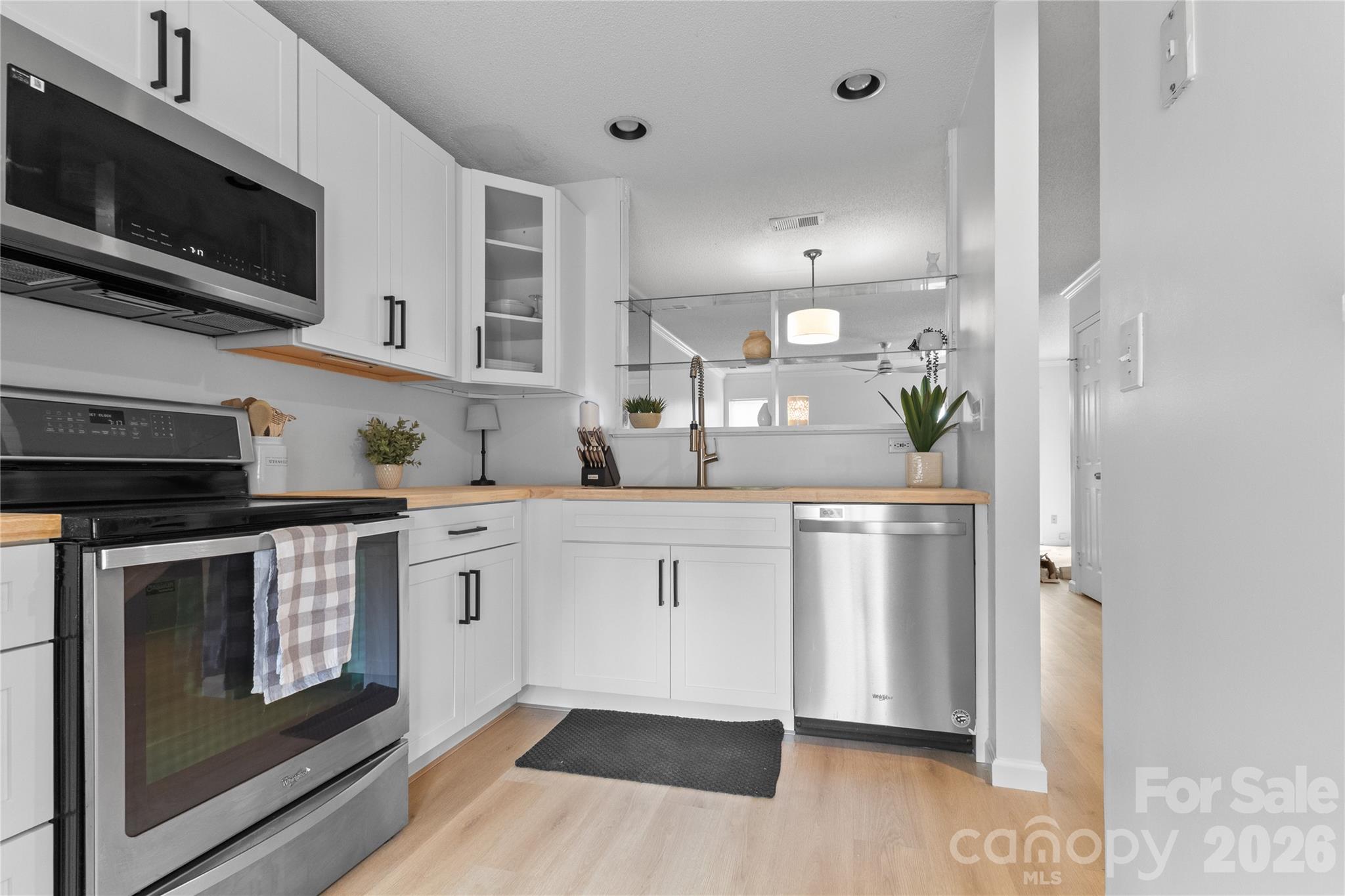 Glenwater at University Place - Residential