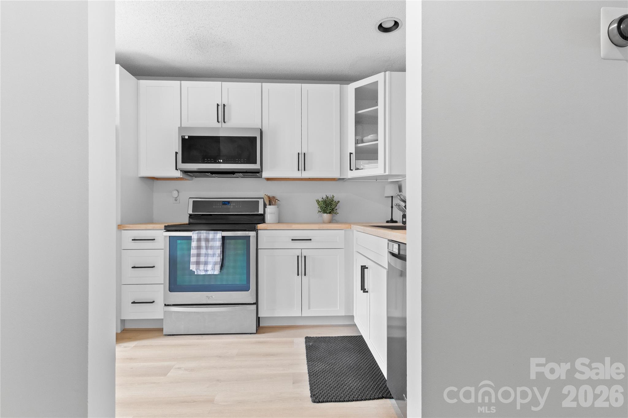 Glenwater at University Place - Residential