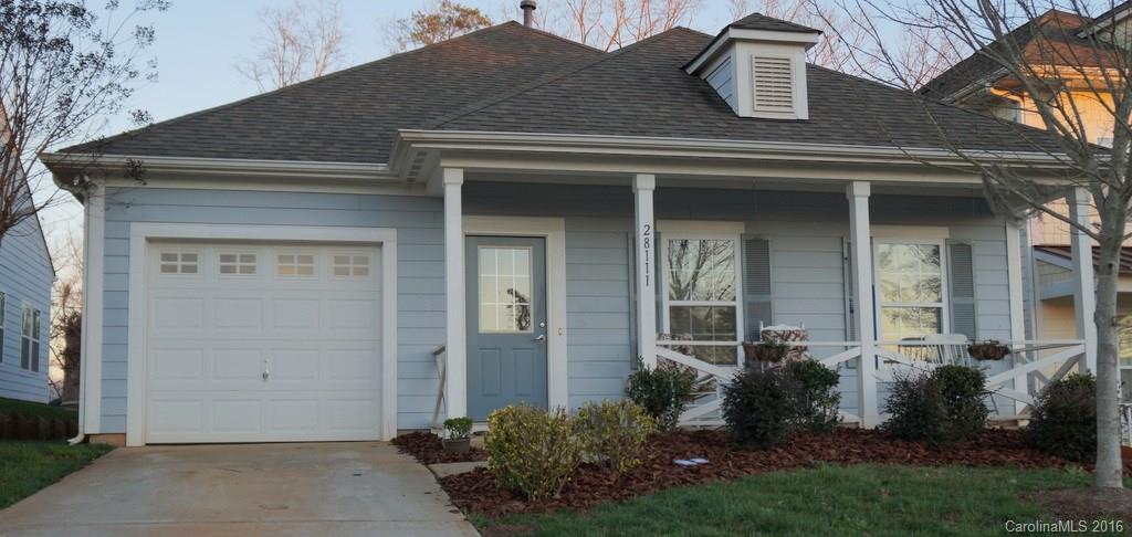 Incredible 3br,2bath home located in the QUIET Edgewater Golf Community. The open concept of the kitchen and living area is perfect for entertaining or just watching the big game. This home is conveniently located near the pool,tennis courts as well as the open pavilion that is available only to the residents of this community. The water views from the back patio of this once MODEL home, make this property unique and desirable.This home is very well maintained and move in ready.d