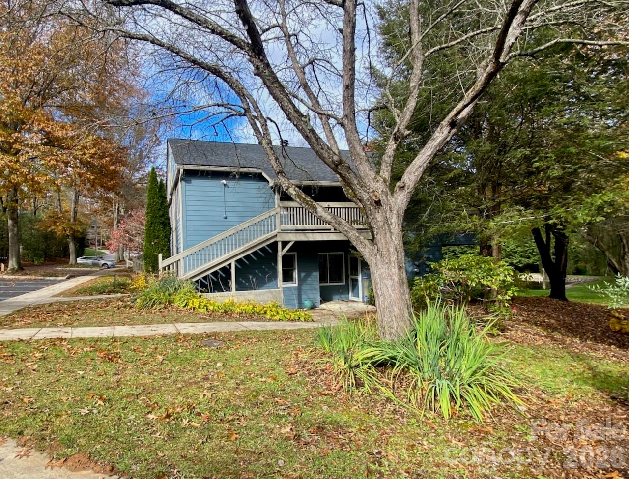 Tri Vista Villas - Residential