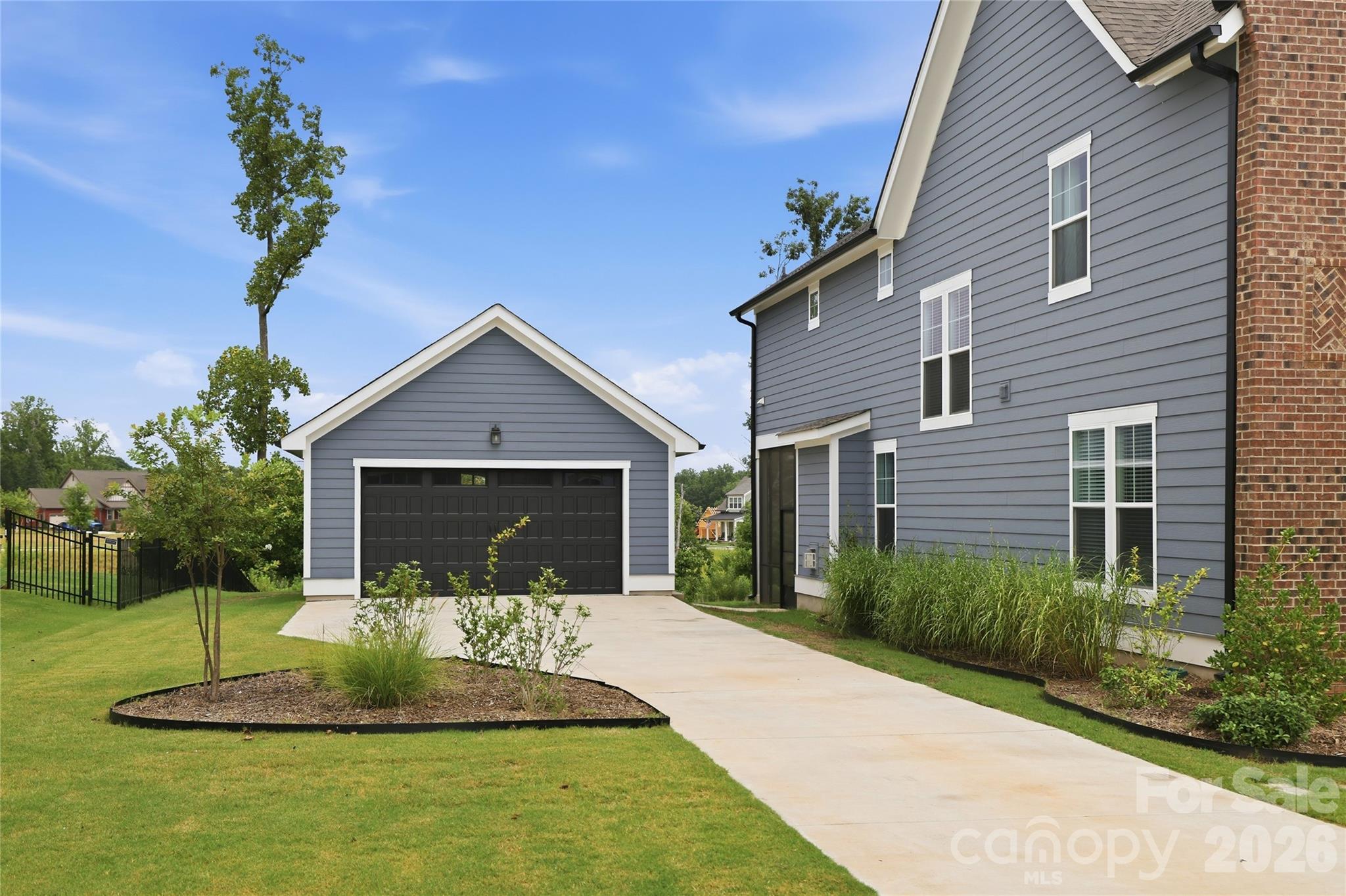 Riverwalk - Residential