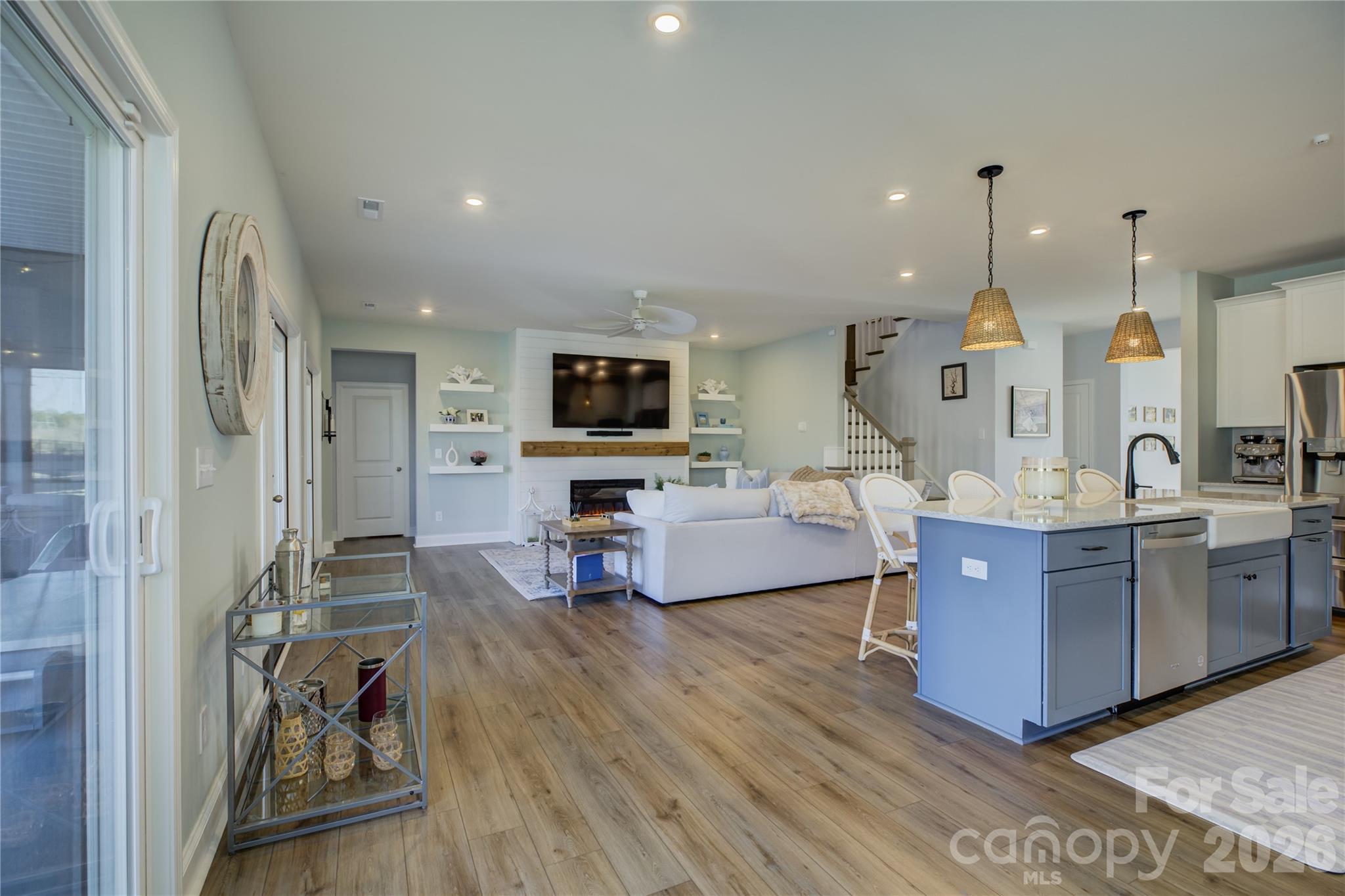 Lakeside Glen - Residential