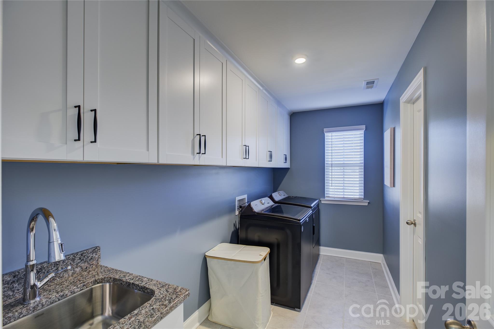 Lakeside Glen - Residential