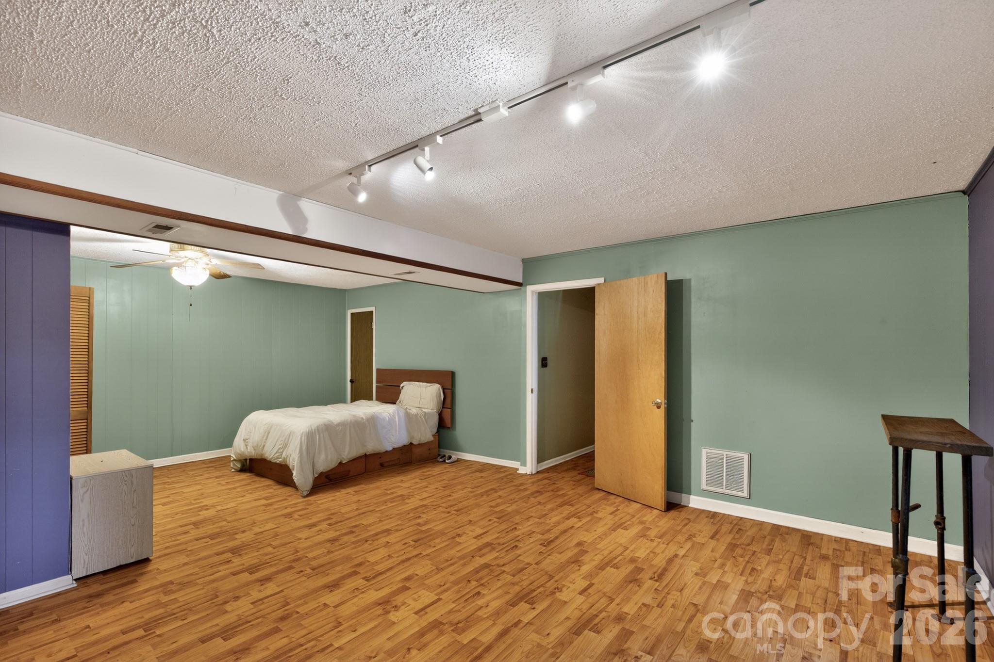 Sunset Ridge - Residential