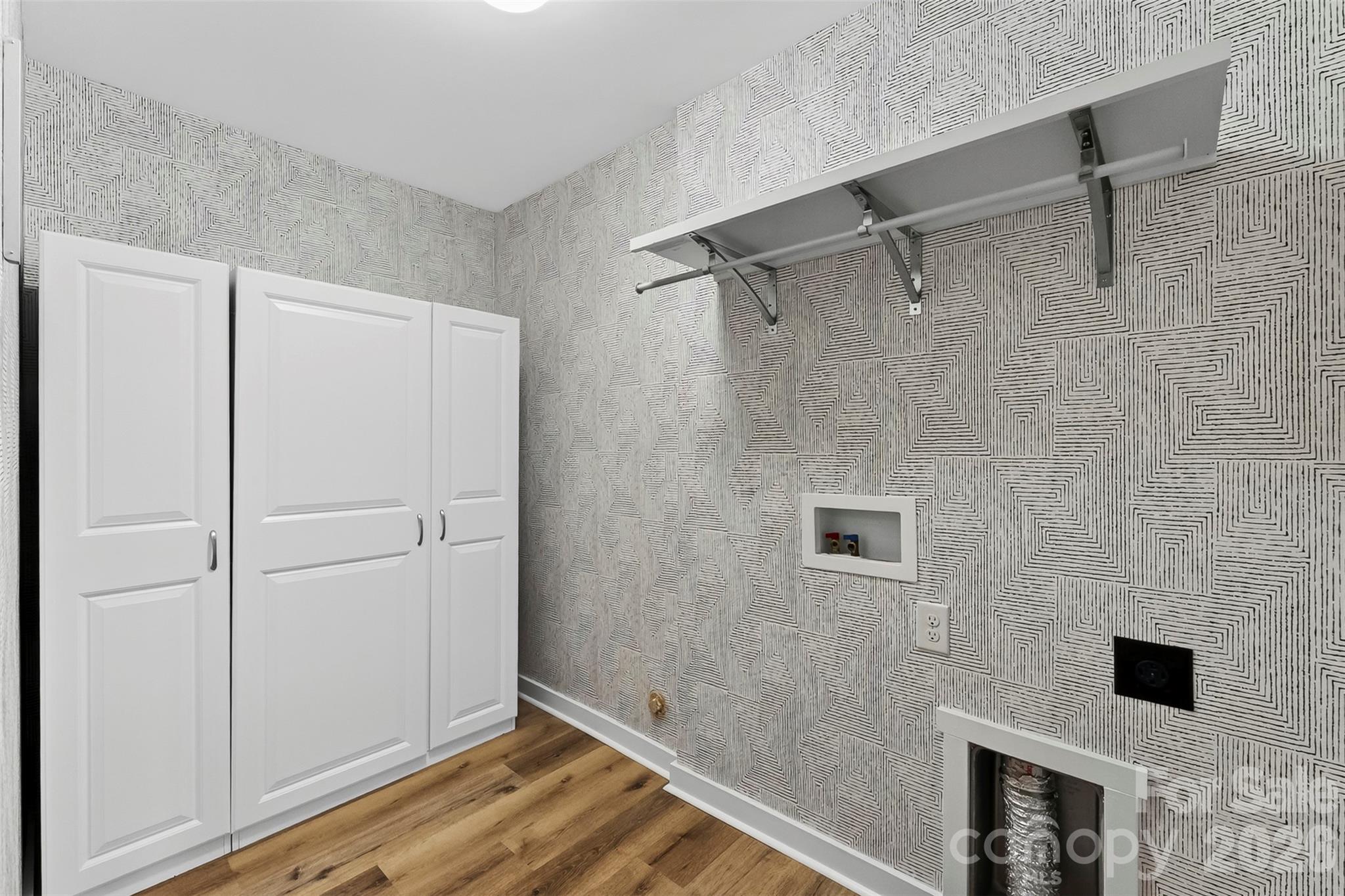 Lake Ridge - Residential