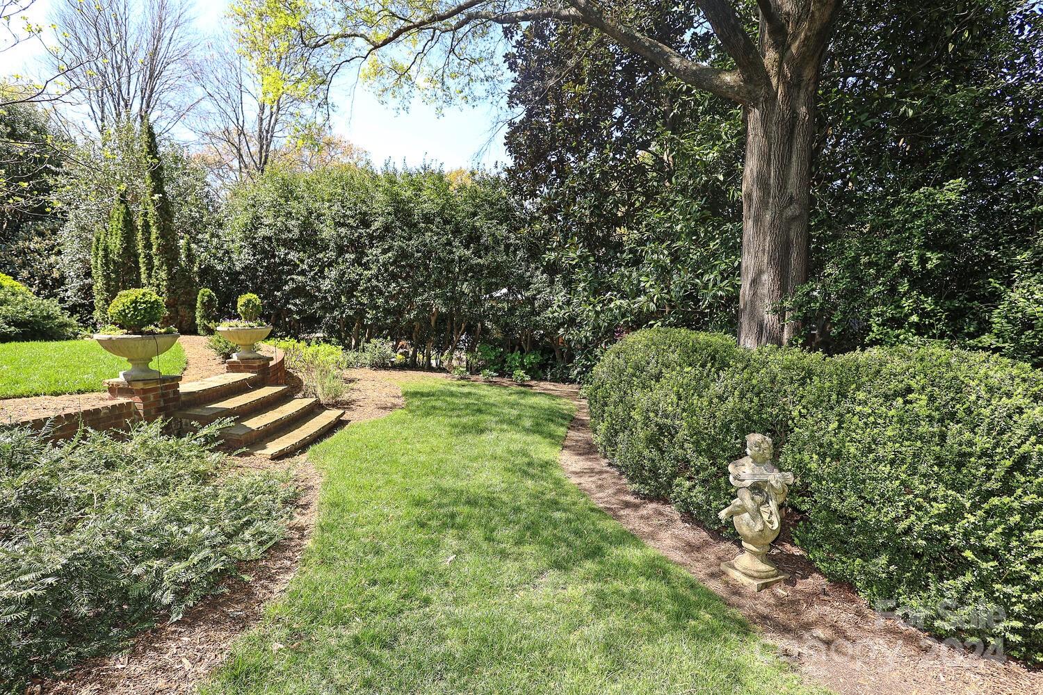 Myers Park - Residential