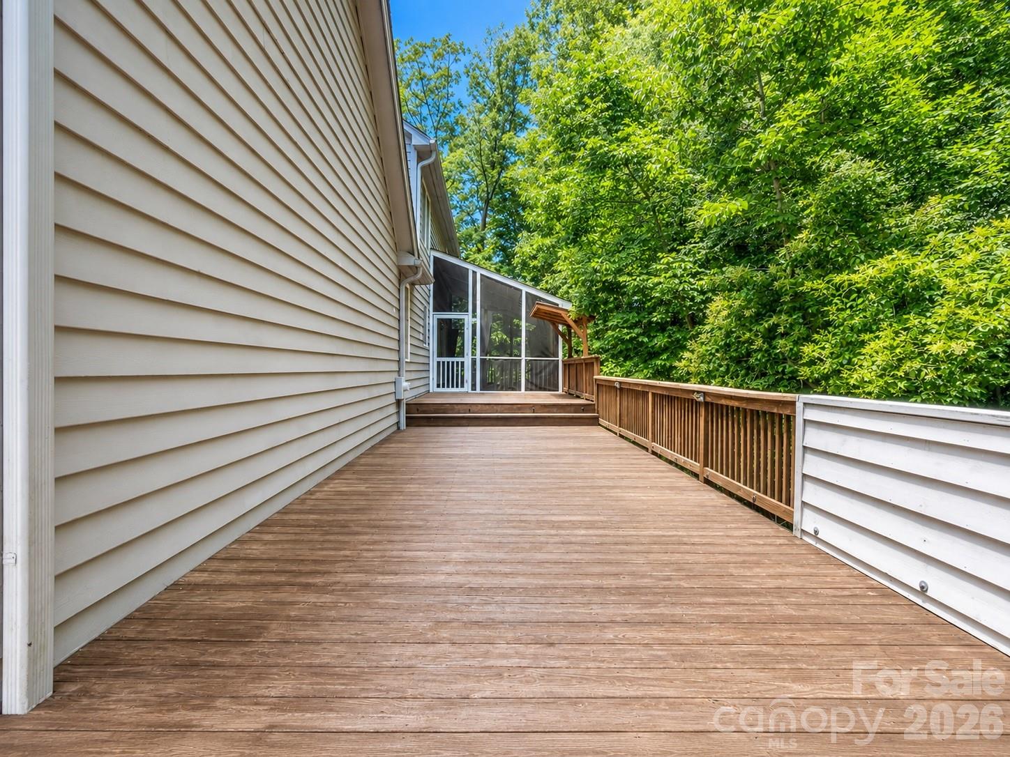 Tega Cay - Residential