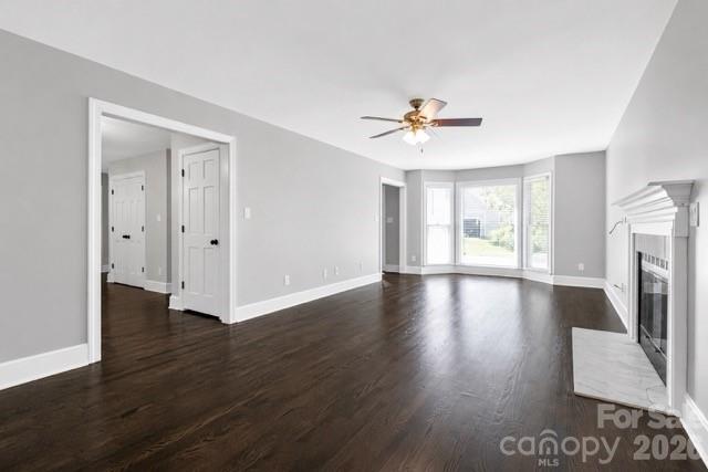 Tega Cay - Residential