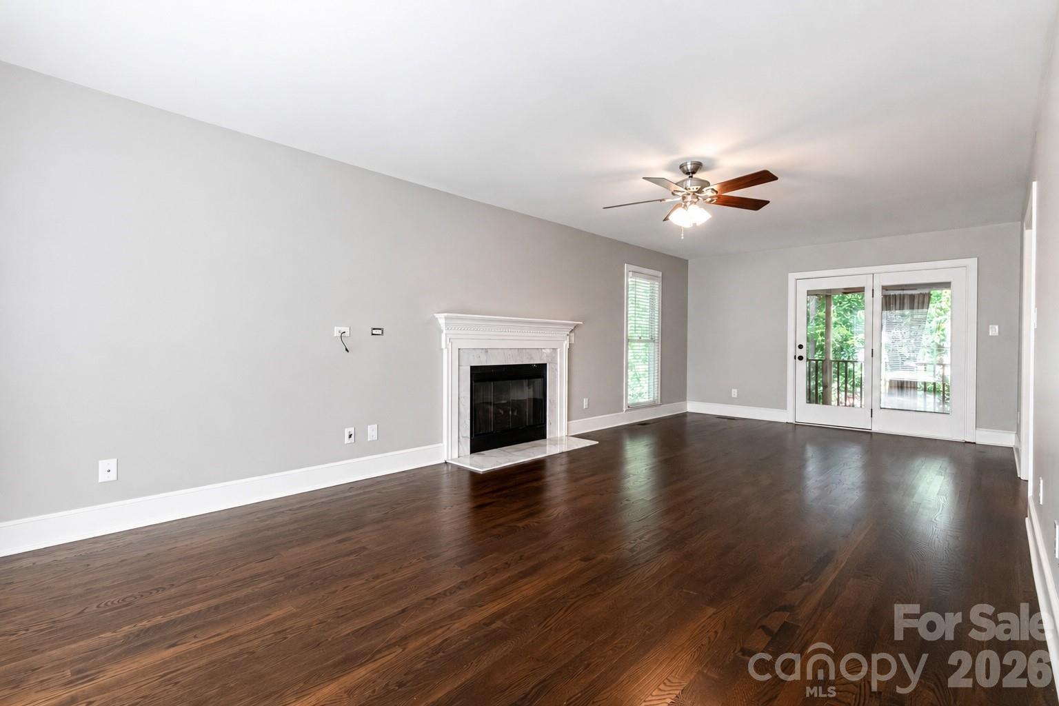 Tega Cay - Residential