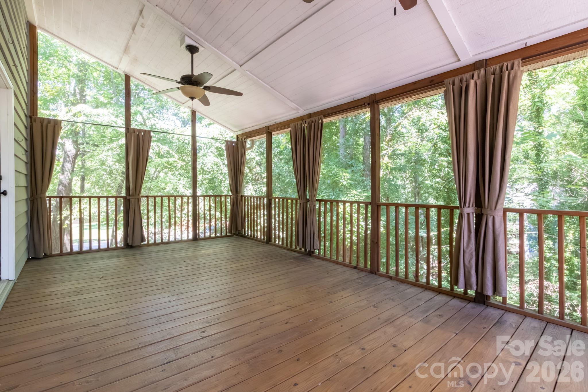 Tega Cay - Residential