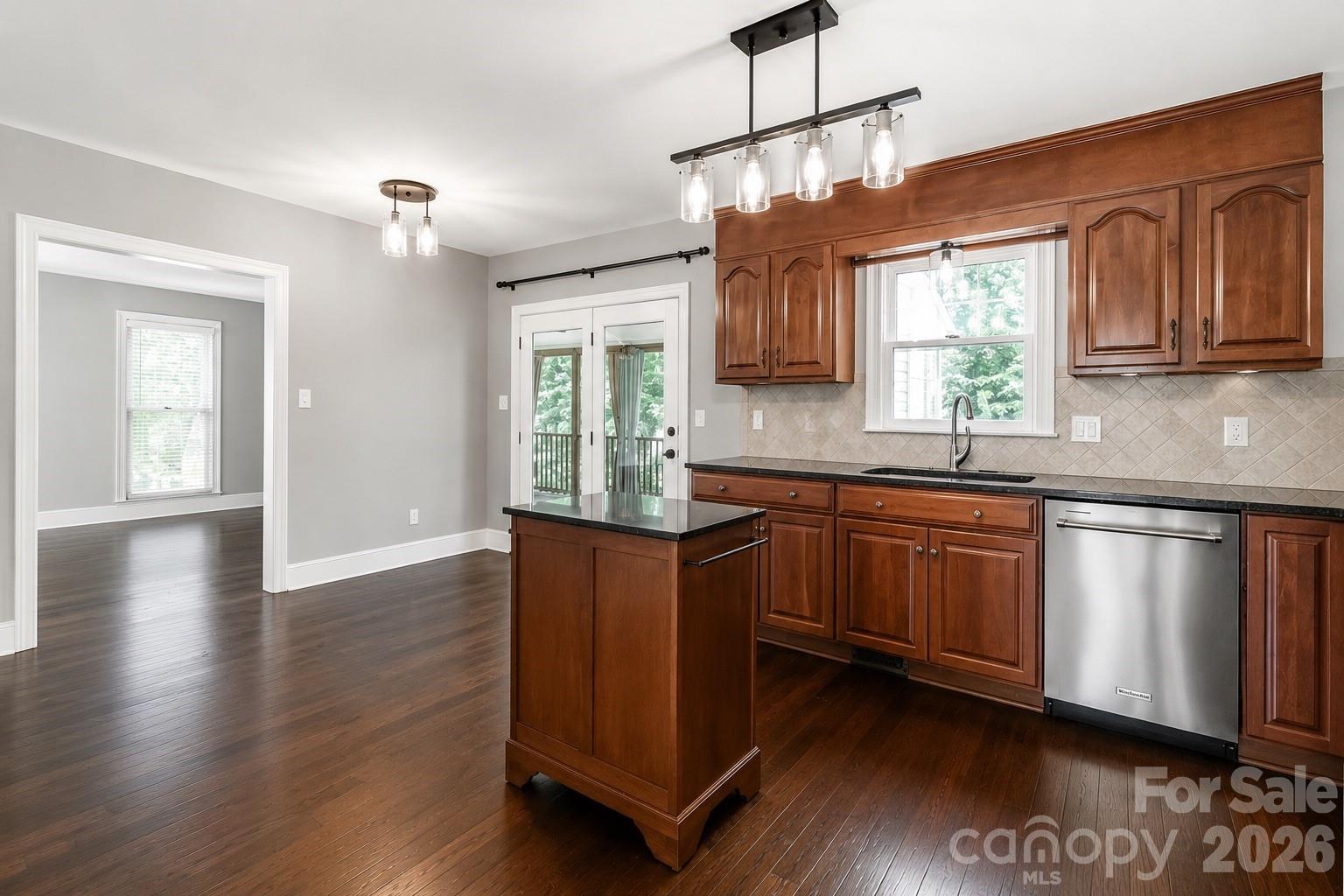 Tega Cay - Residential