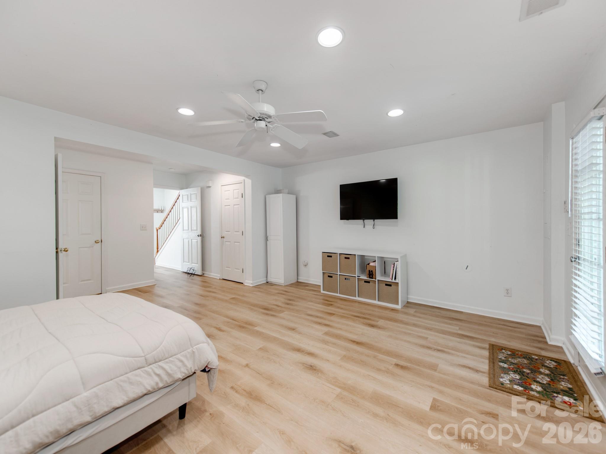 Kingsley - Residential
