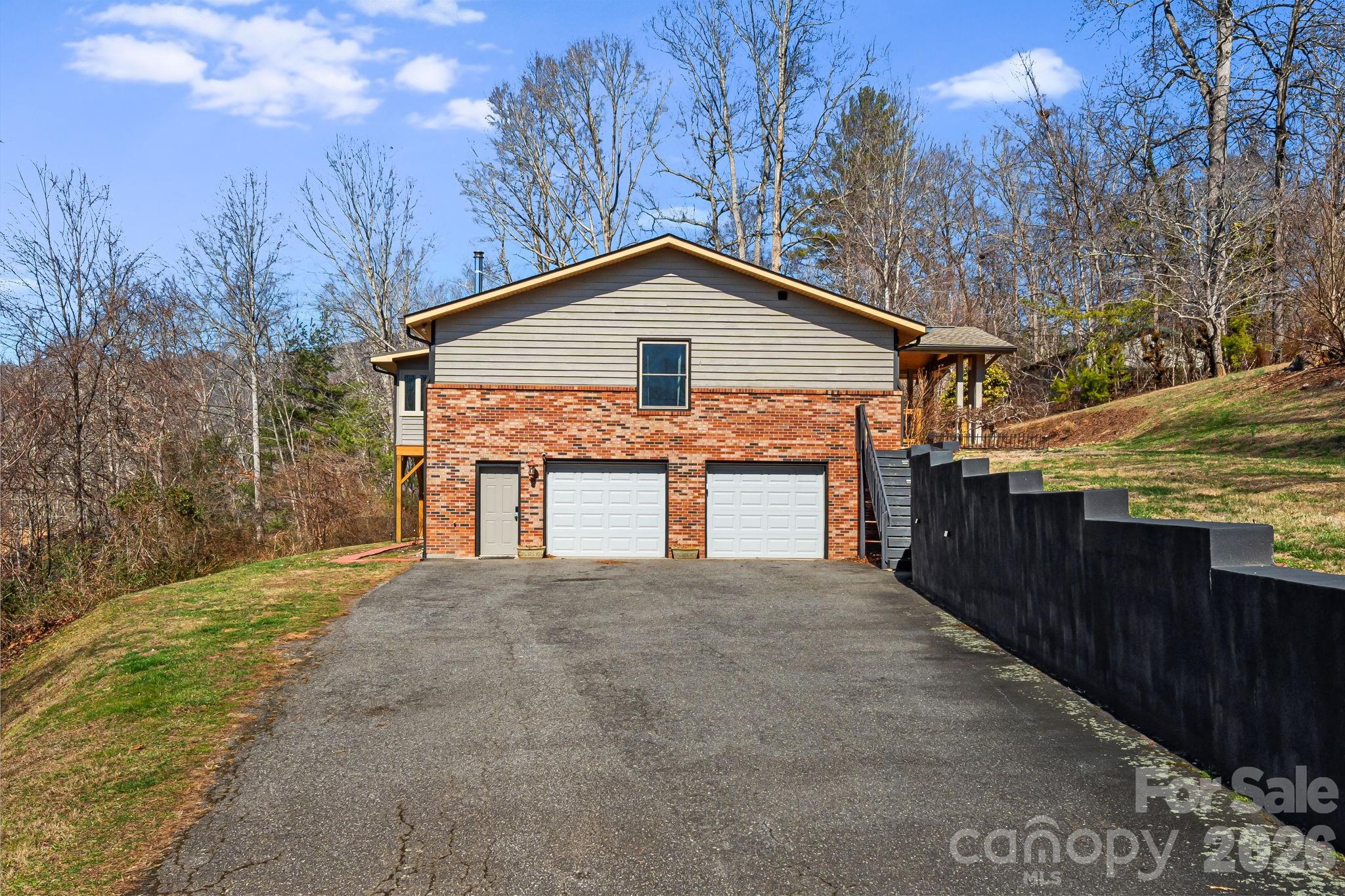 Rainbow Ridge - Residential