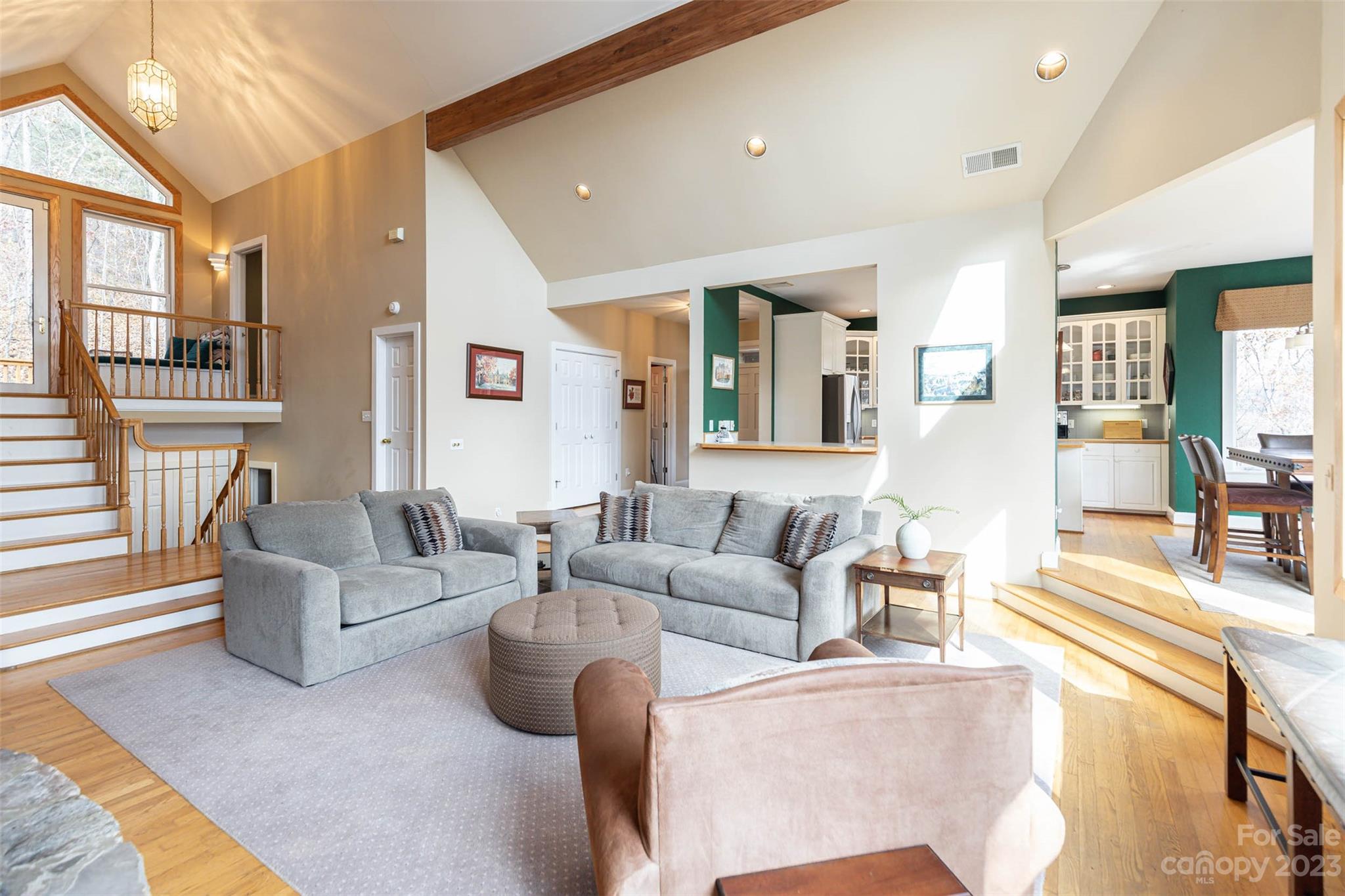 Mountain Chateau - Residential