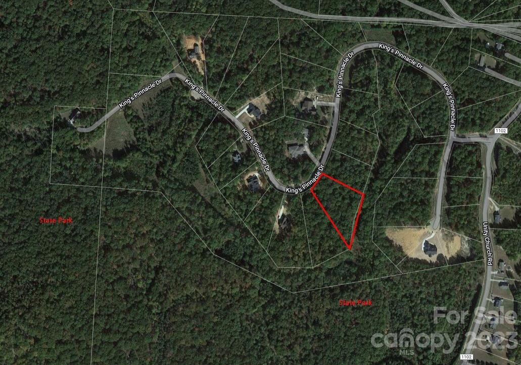 Kings Pinnacle - Land