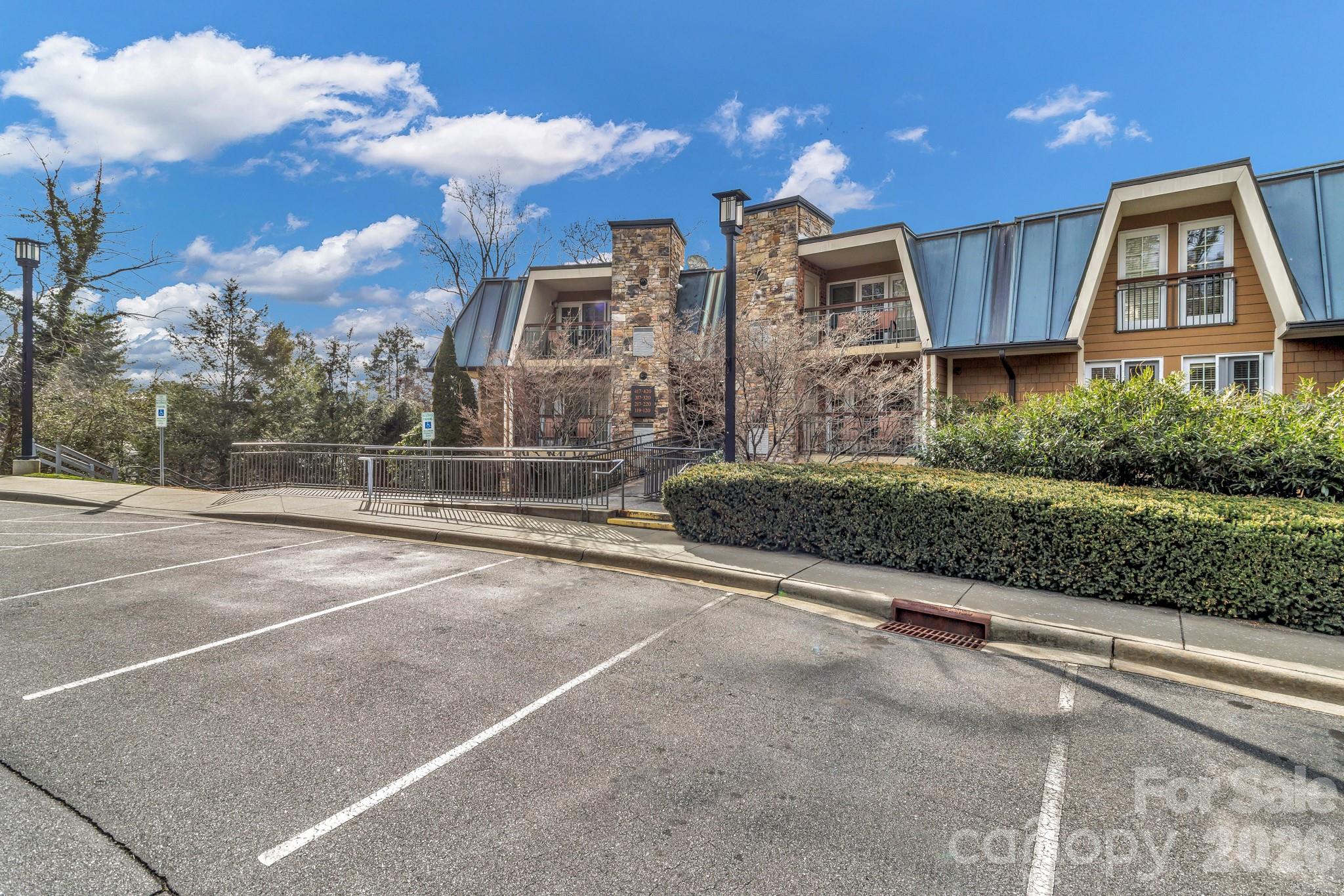 Residences At Biltmore - Residential