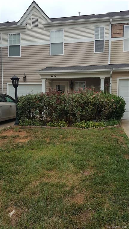 Remarks Wonderfully maintained townhouse with high ceilings downstairs, front porch area and fenced rear patio. The community has a pool and clubhouse amenity very close to this unit. Such a nice place to live for a great price!!!