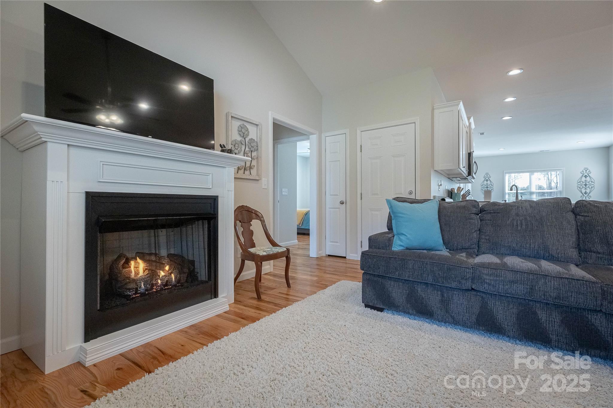 Waters Edge - Residential