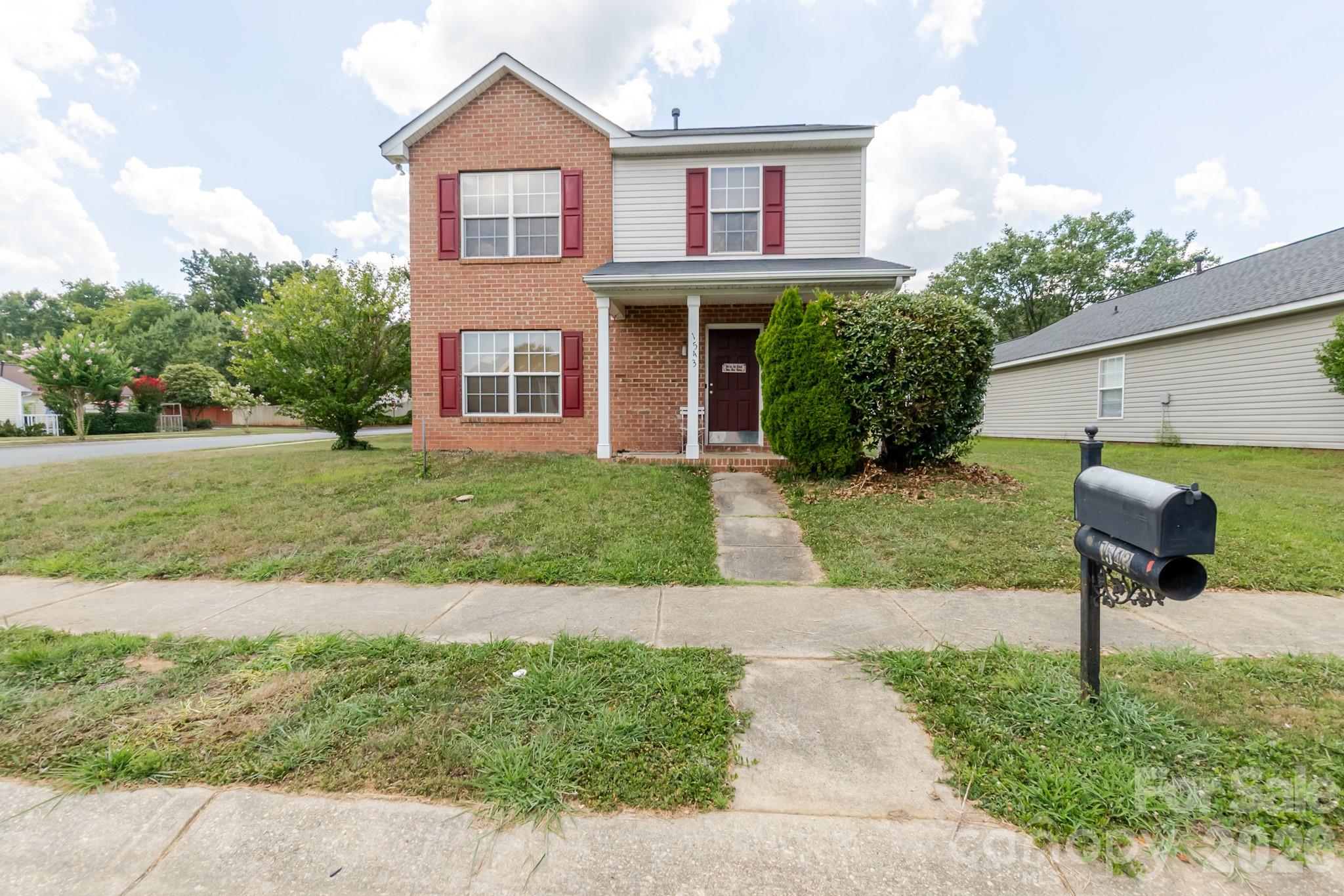 Opportunity awaits at 1543 Tuckers Glenn in the well-established Amber Ridge neighborhood of Rock Hill! This 3-bedroom, 2-bath home sits on a desirable corner lot and offers a fantastic chance to build equity in a sought-after location. With a functional floor plan, spacious living areas, and great curb appeal, this property is perfect for buyers looking to personalize a home or investors seeking their next project. While the home needs some TLC, its solid potential and prime location make it a standout opportunity. Conveniently located near shopping, dining, schools, parks, and major highways, you’ll enjoy both comfort and convenience. Bring your vision and transform this home into something truly special. Don’t miss your chance to own in one of Rock Hill’s established neighborhoods!