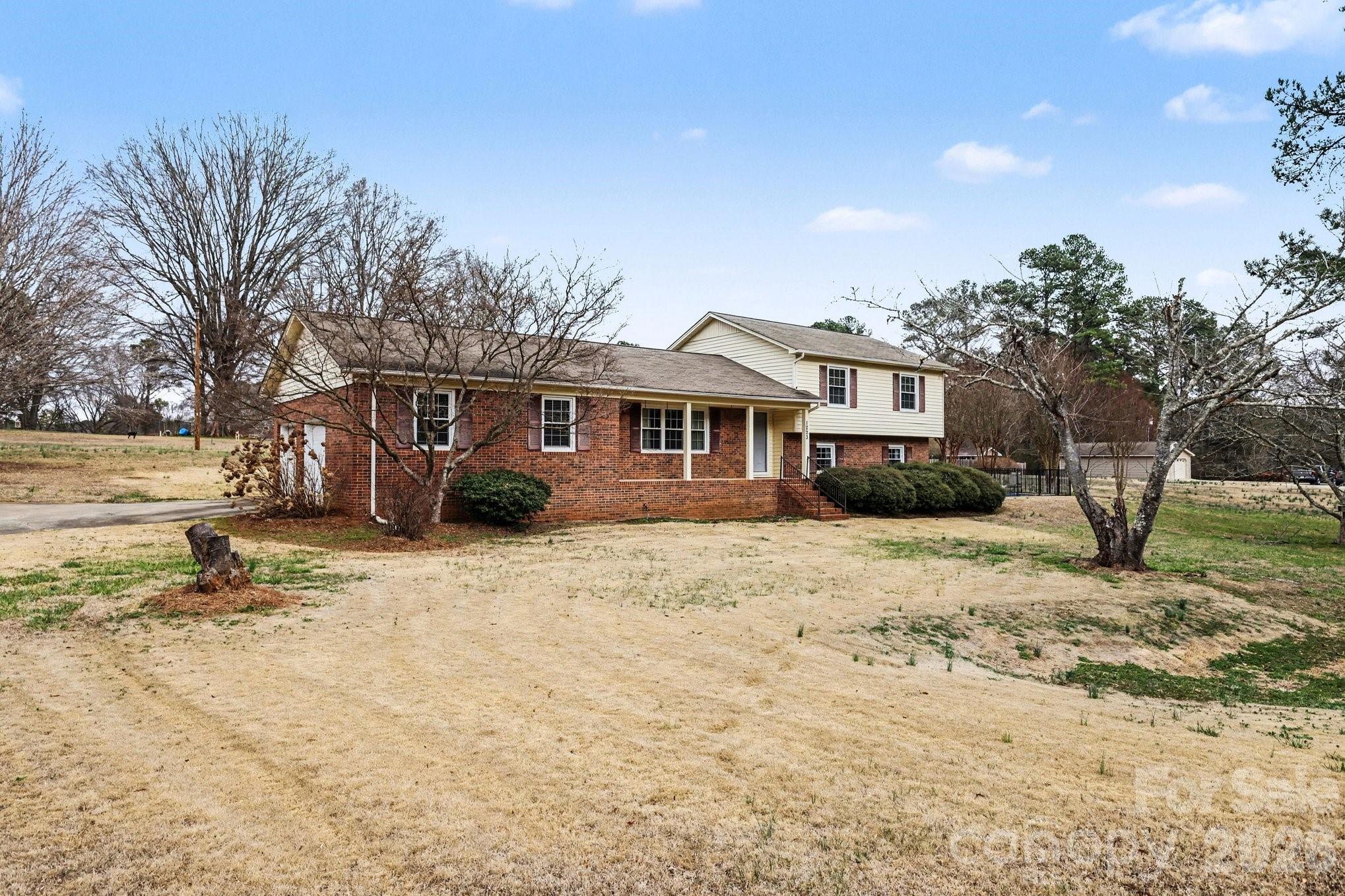 West Manor - Residential