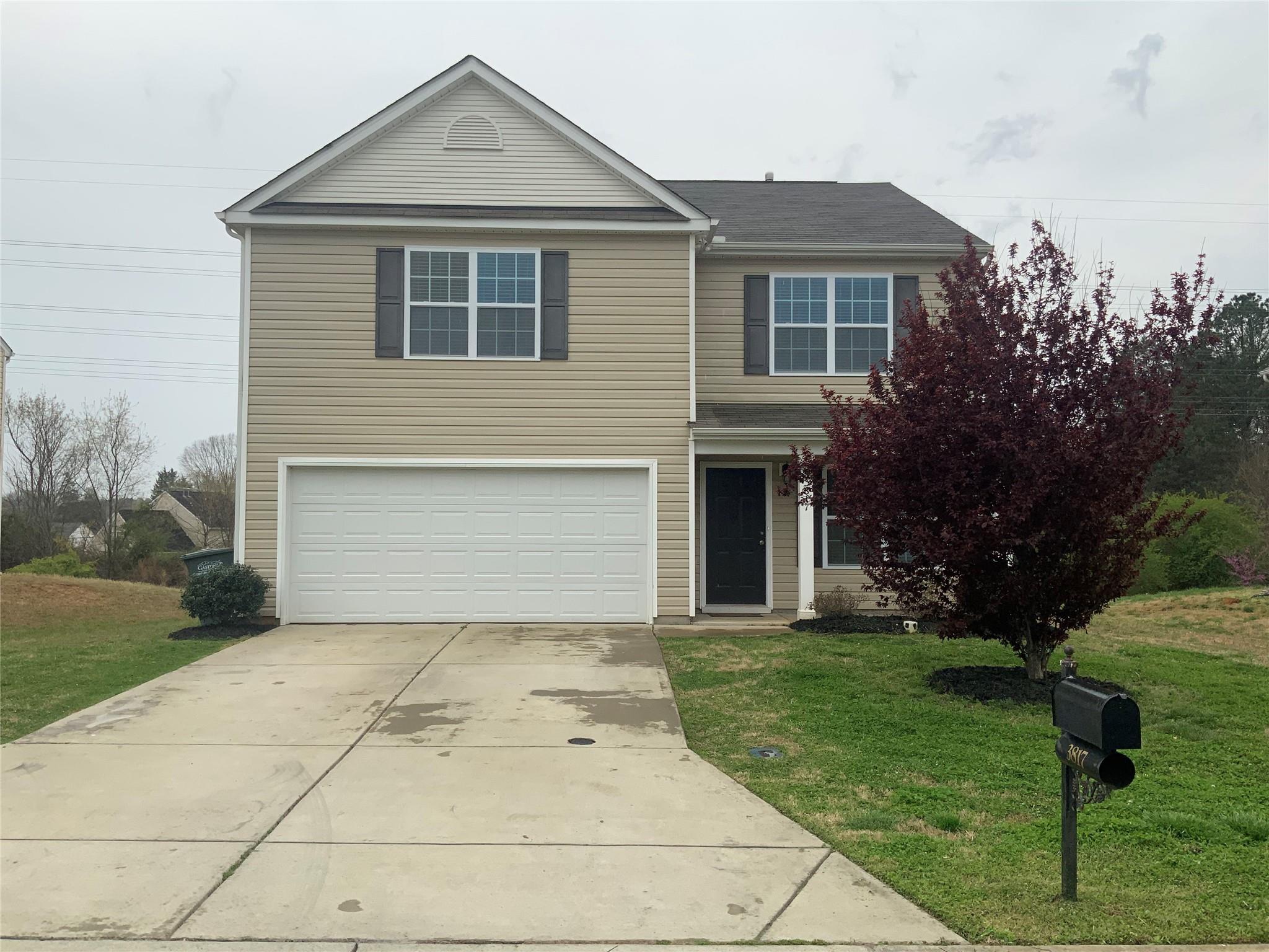 Move in Ready Home in Crowders View! This 2 story home features large rooms throughout. The living room opens to the dining area. Kitchen with dark cabinets and stainless steel appliances and breakfast area. Bedrooms upstairs are spacious. Primary bedroom with ensuite bathroom featuring dual vanity, garden tub, and separate shower. Contact us for a viewing today! When applying to our properties, tenant agrees to accept the property in presented conditions as-is. If not viewed prior to accepting tenancy, tenant agrees to accept the conditions as-is.
