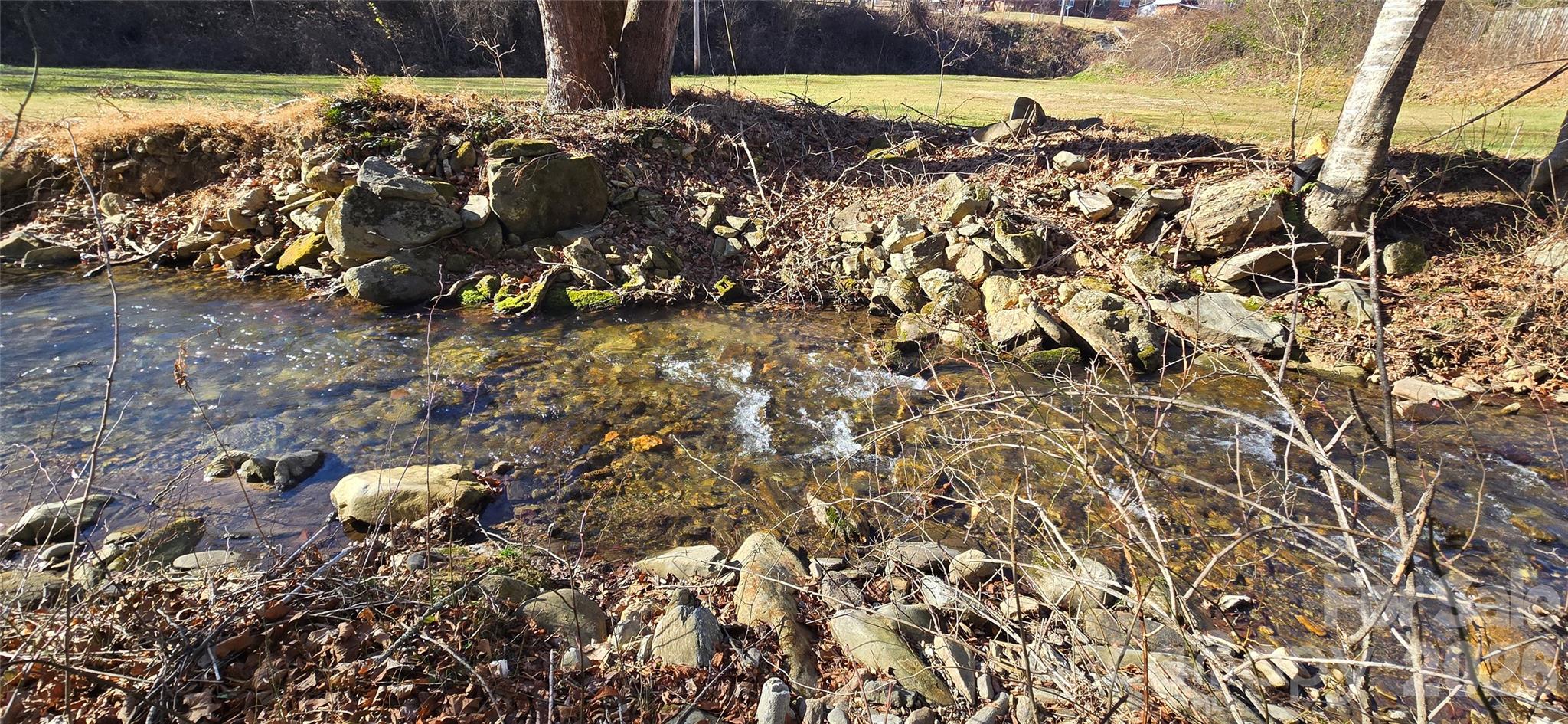 Rock Bridge - Land