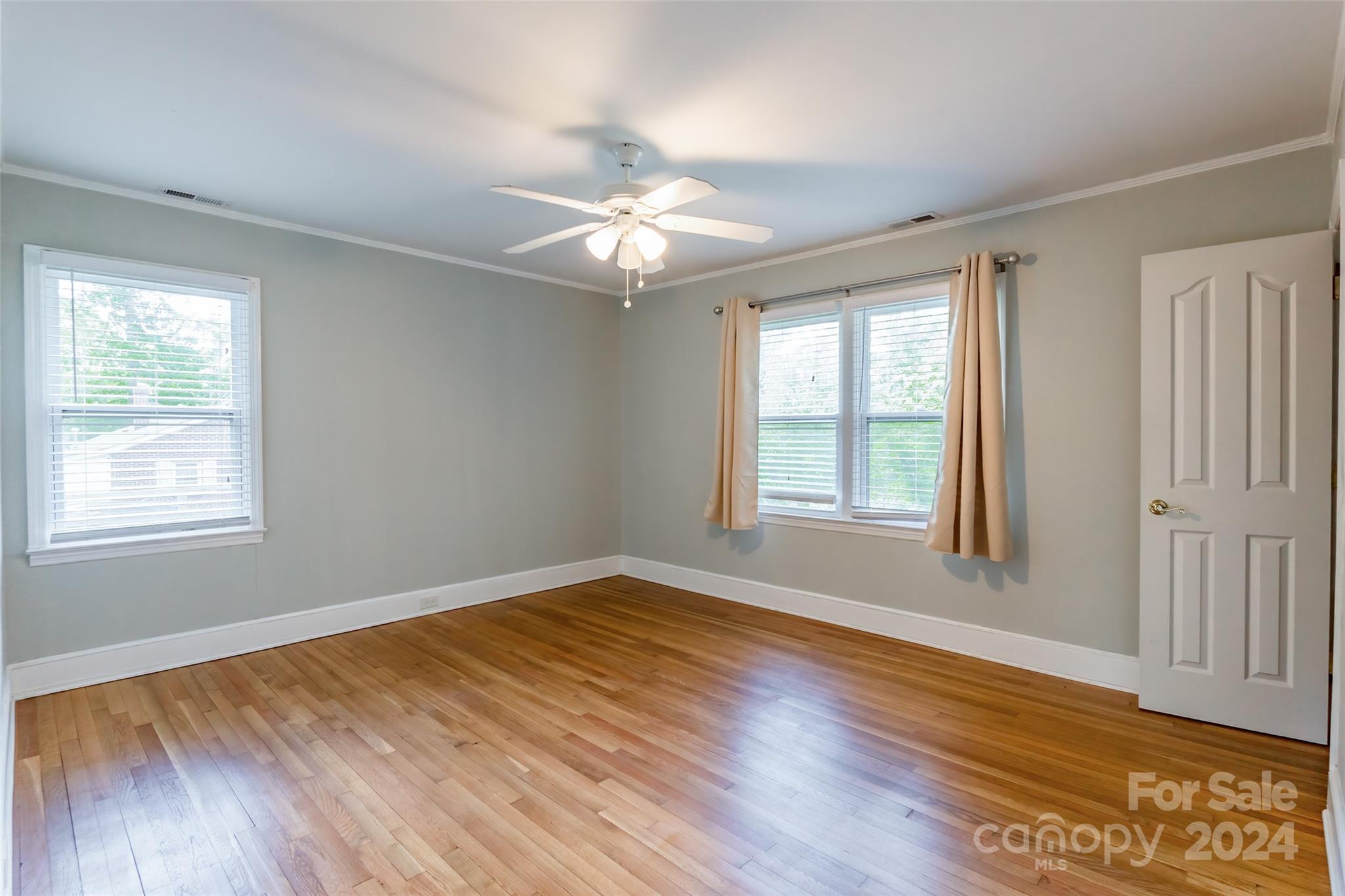 Dutchman Heights - Residential
