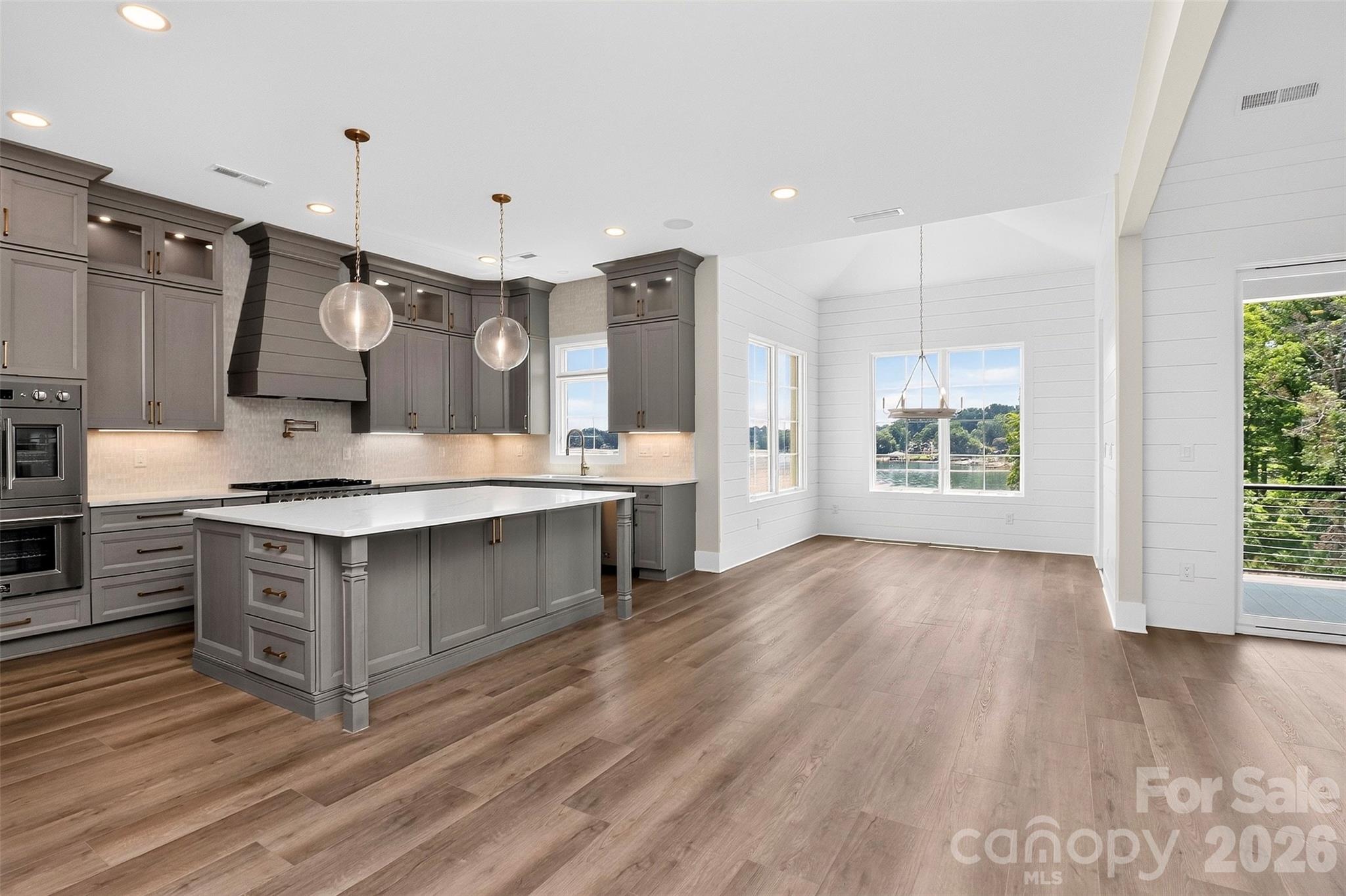 Joslin Pointe - Residential