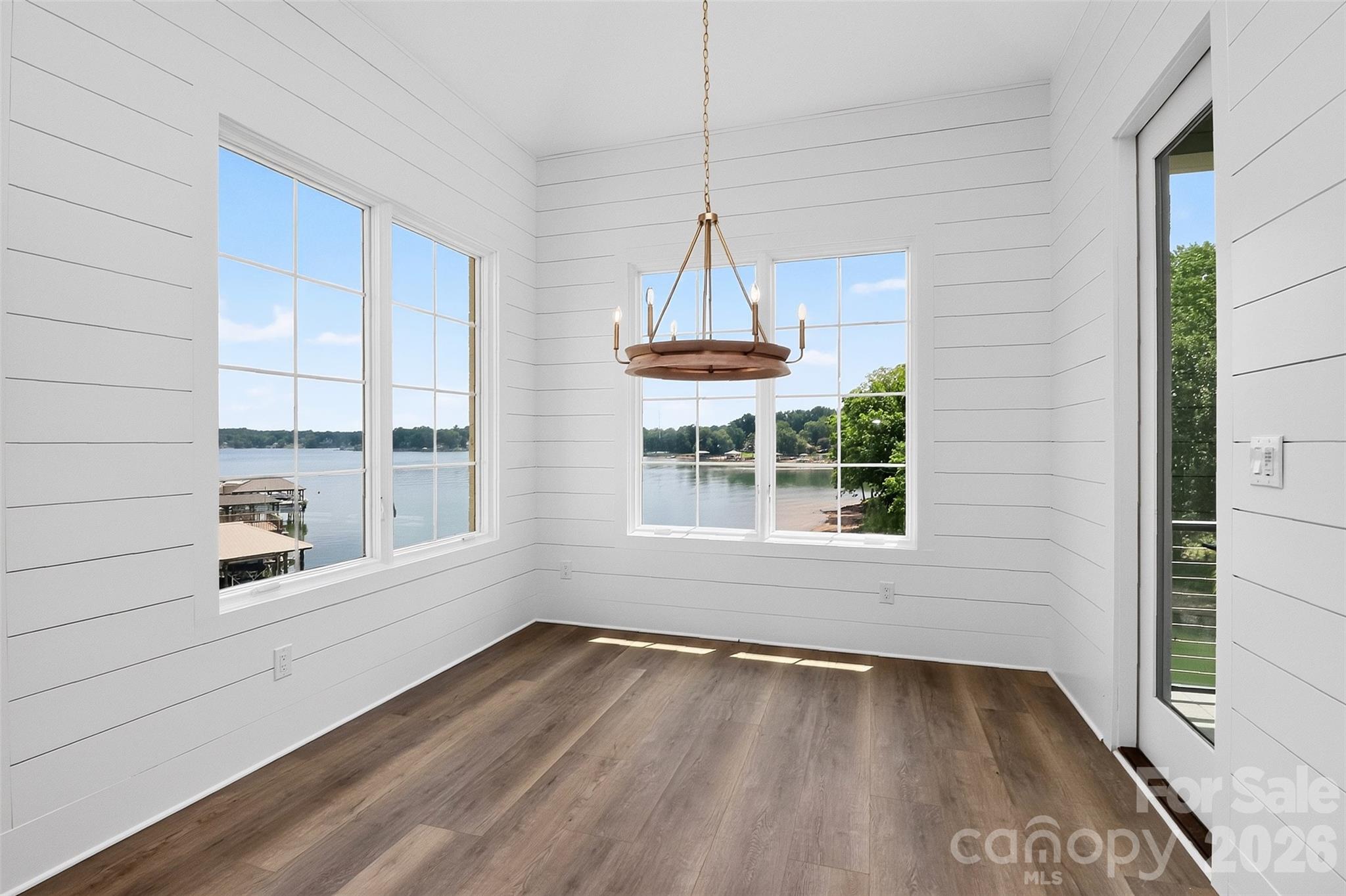 Joslin Pointe - Residential