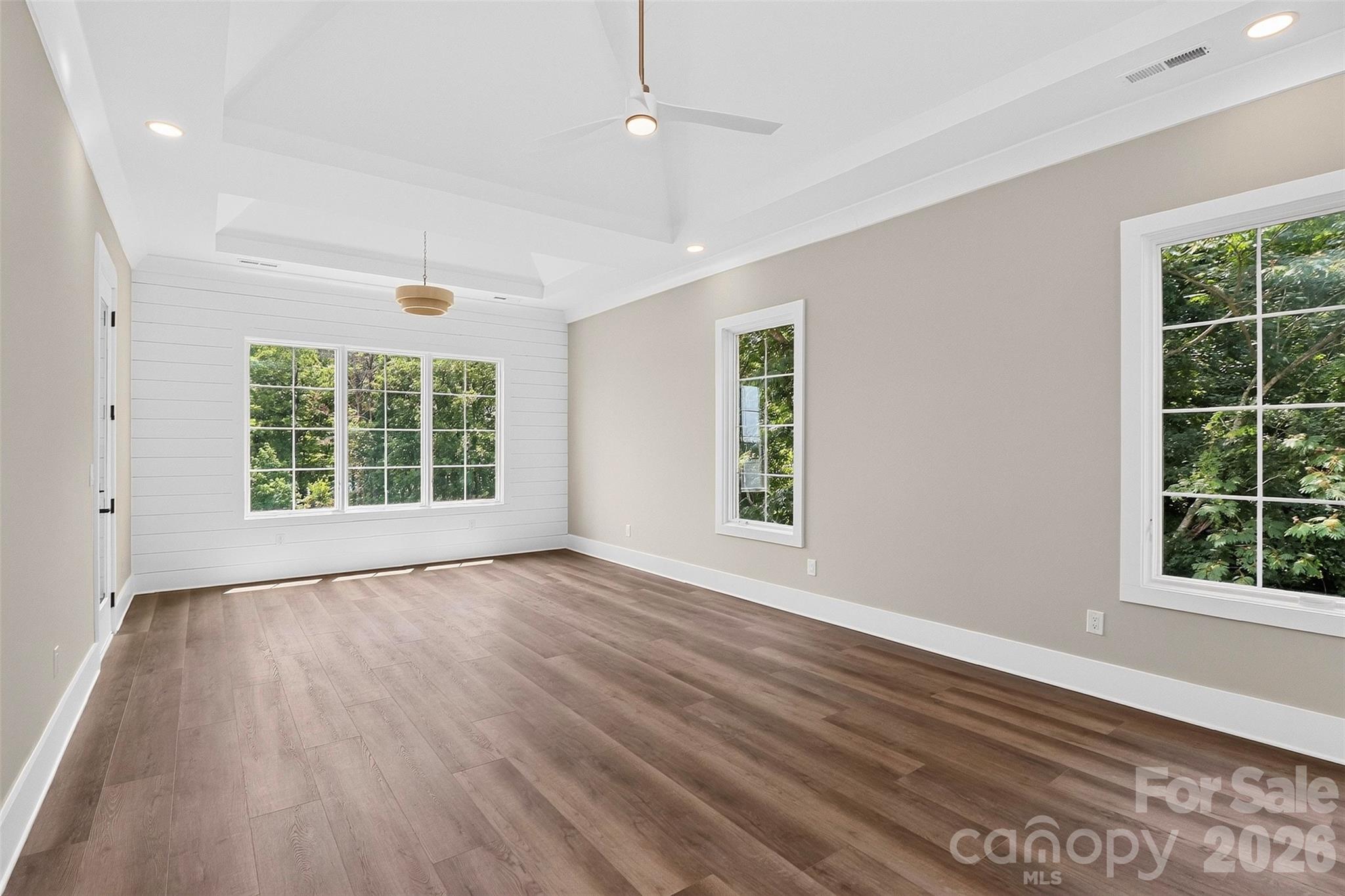 Joslin Pointe - Residential