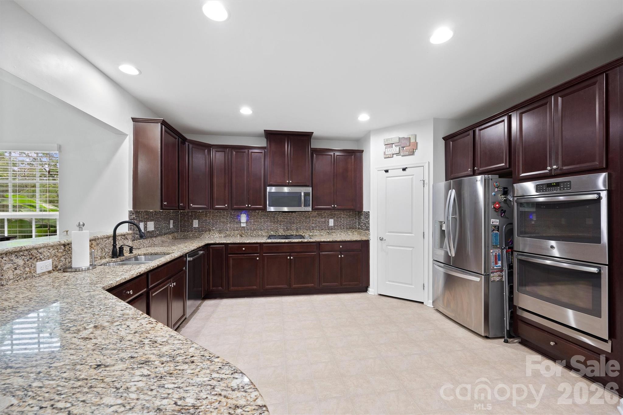 Norman Pointe - Residential