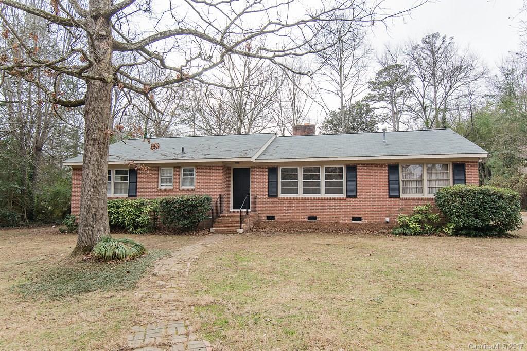 Country Club Estates - Residential