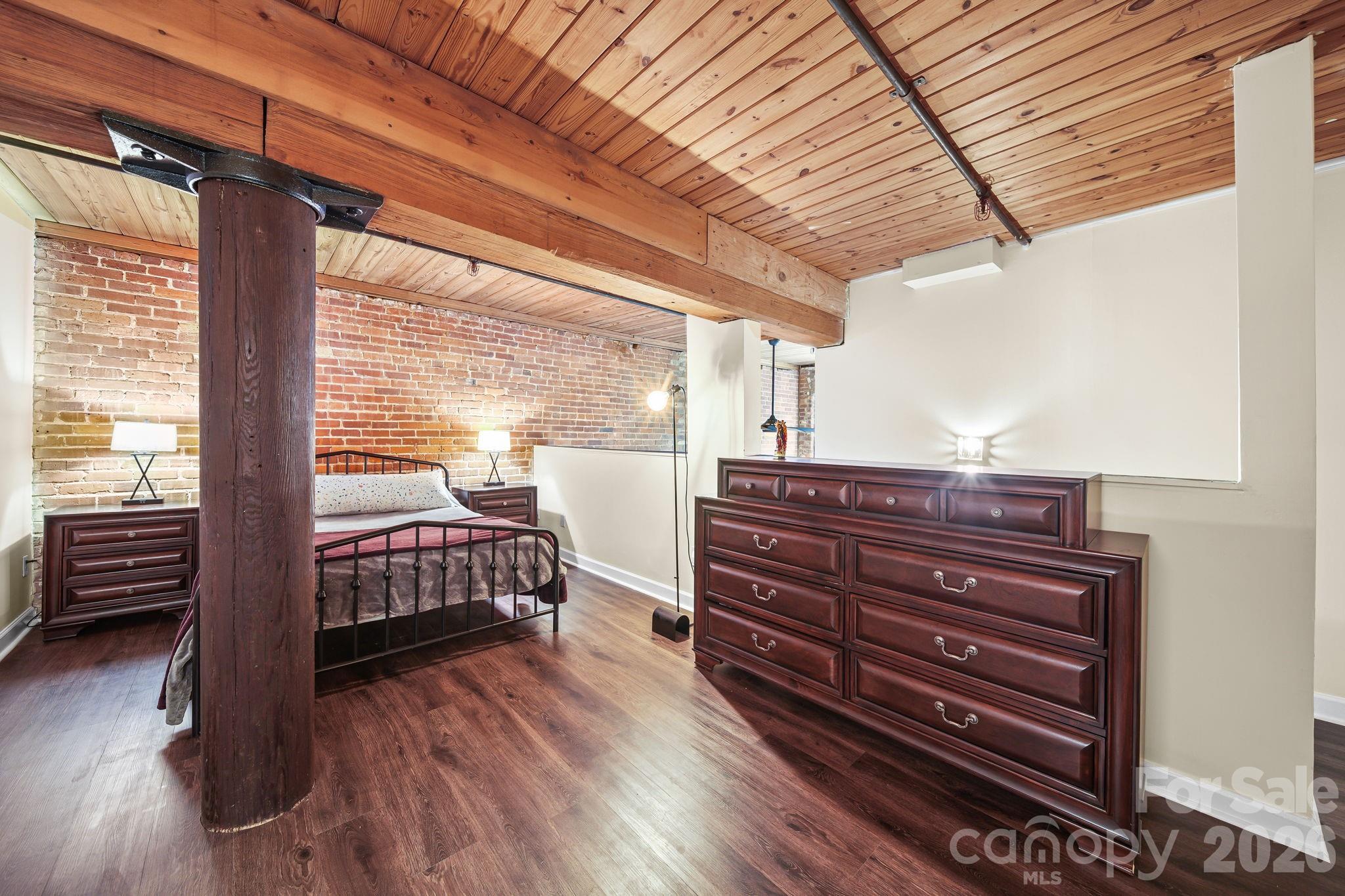 FoxRidge Lofts - Residential