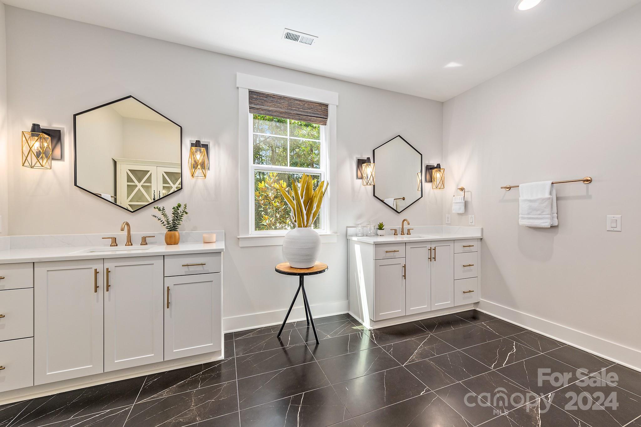 Riverchase Estates - Residential