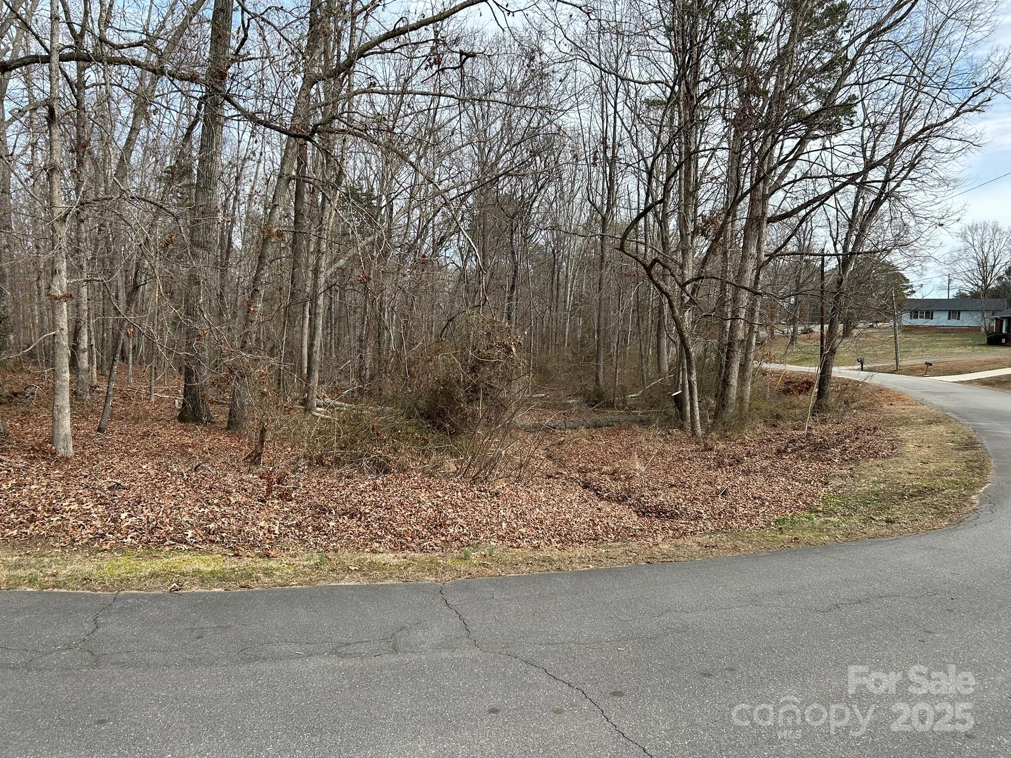 Woodfield - Land