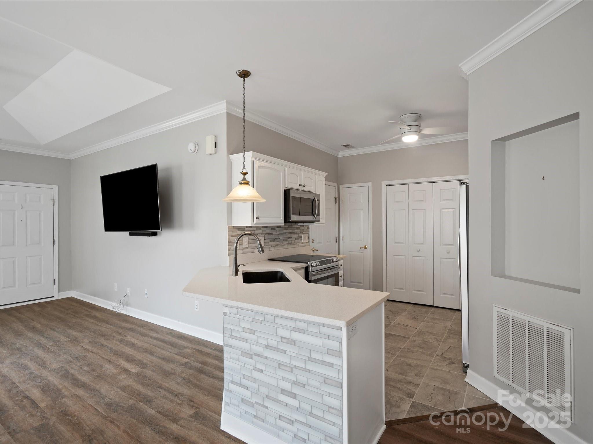 Huntington Place - Residential