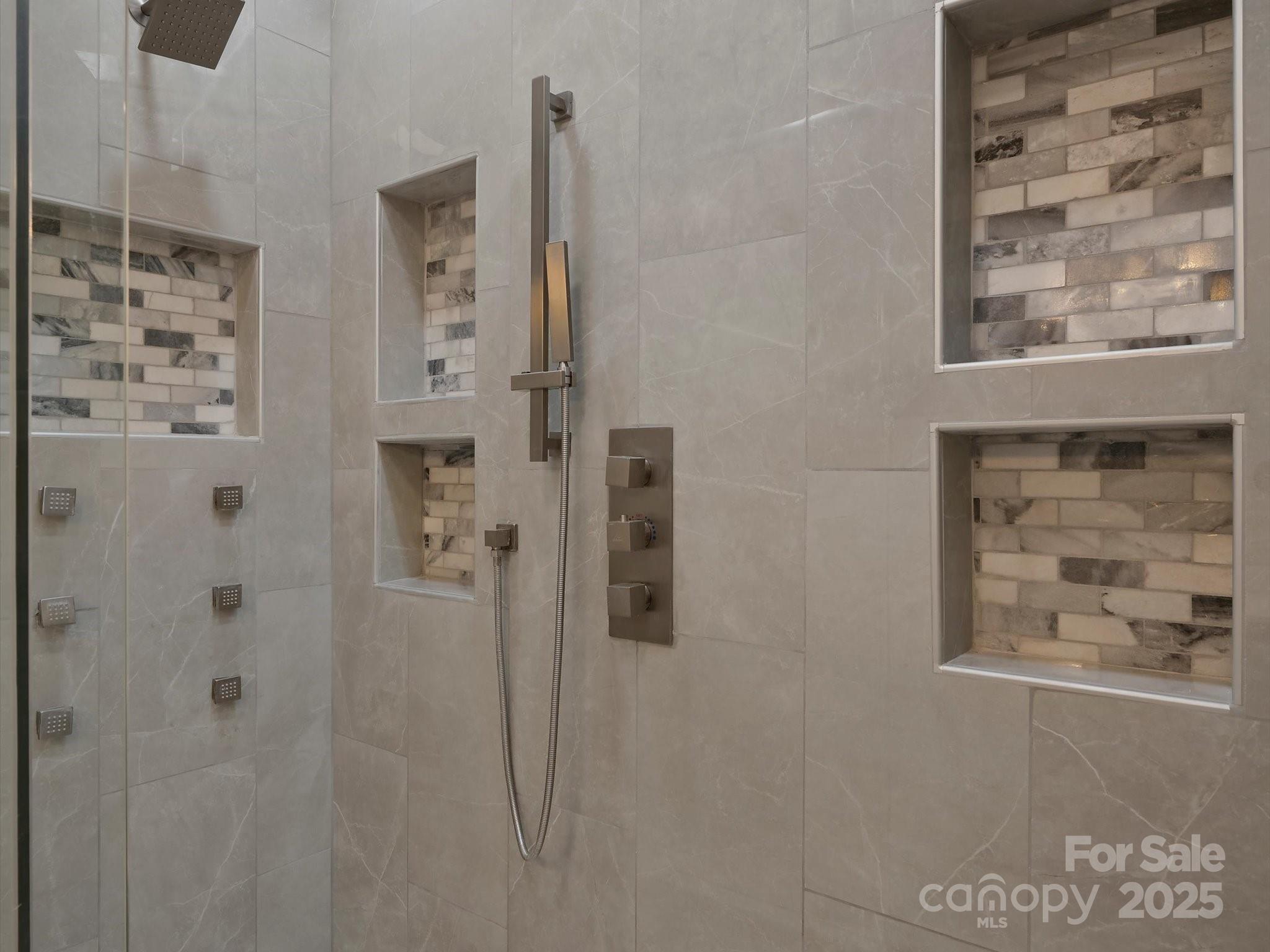 Huntington Place - Residential
