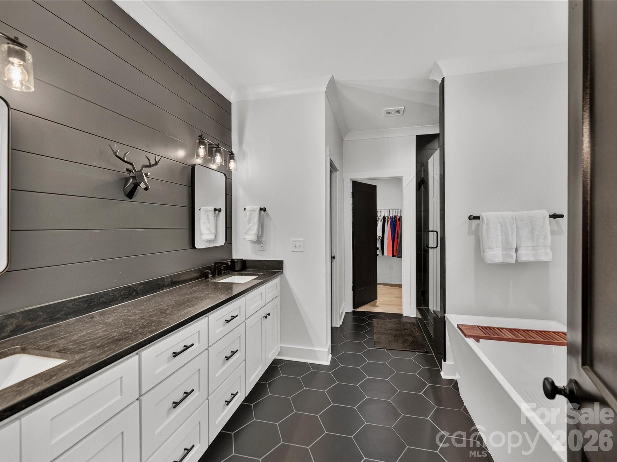 Virginia's Woods - Residential