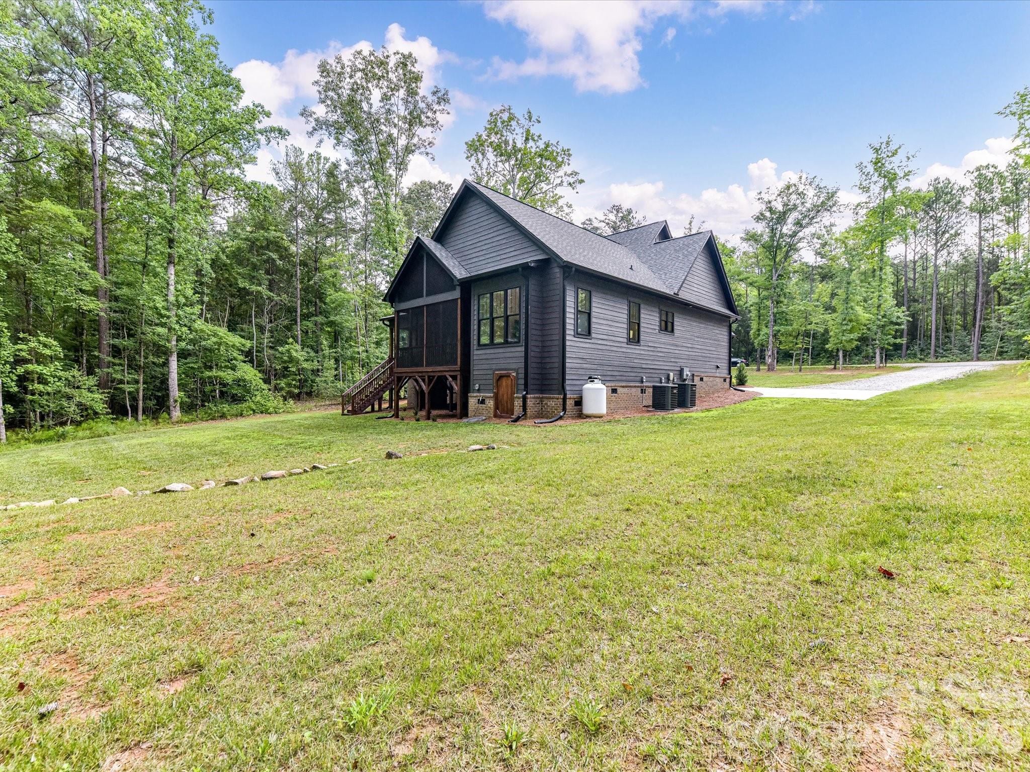 Virginia's Woods - Residential