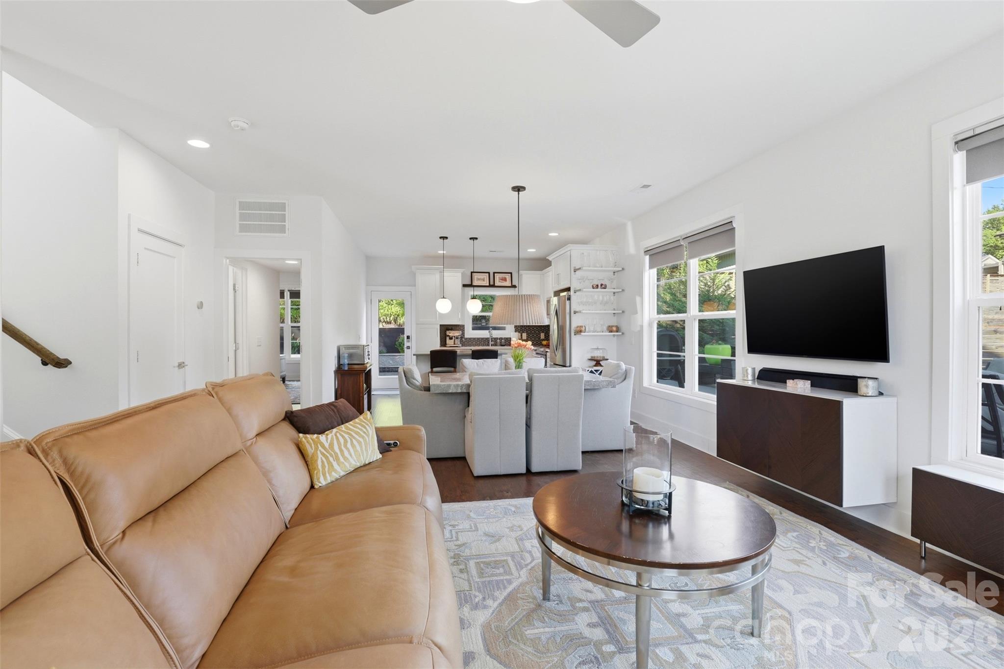 Villa Heights - Residential