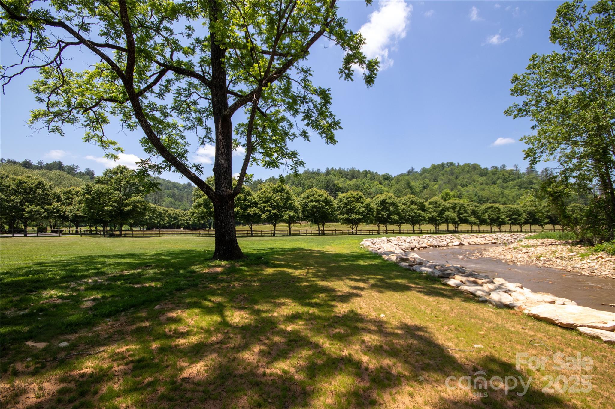 Timber Rock - Land