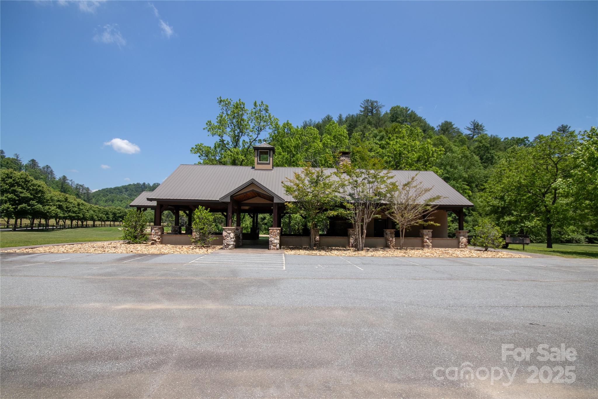 Timber Rock - Land