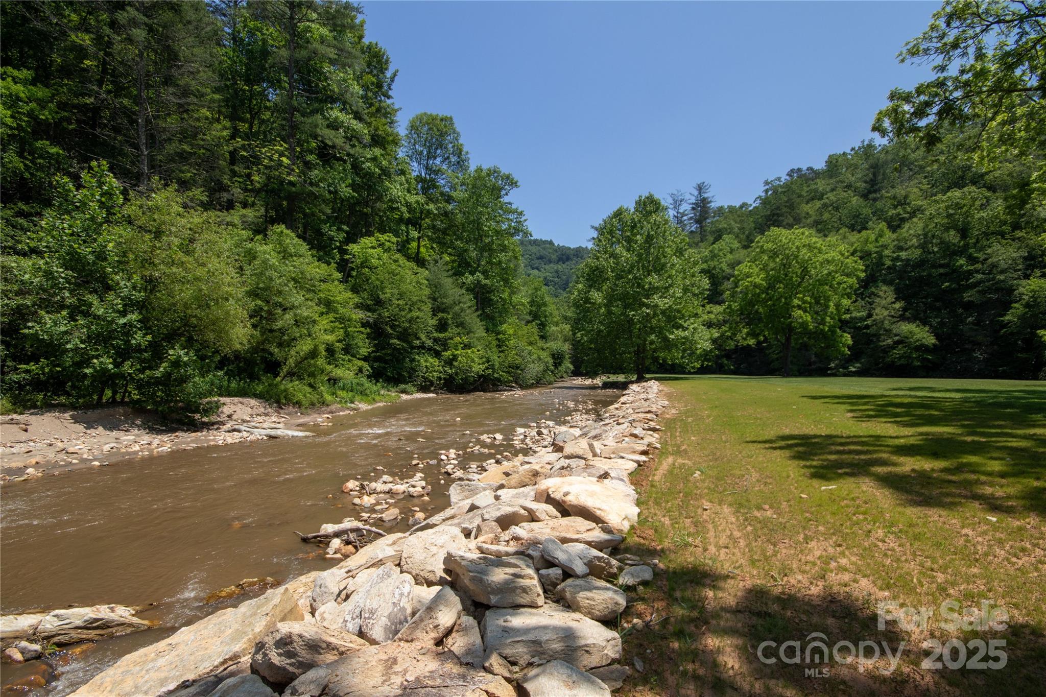 Timber Rock - Land