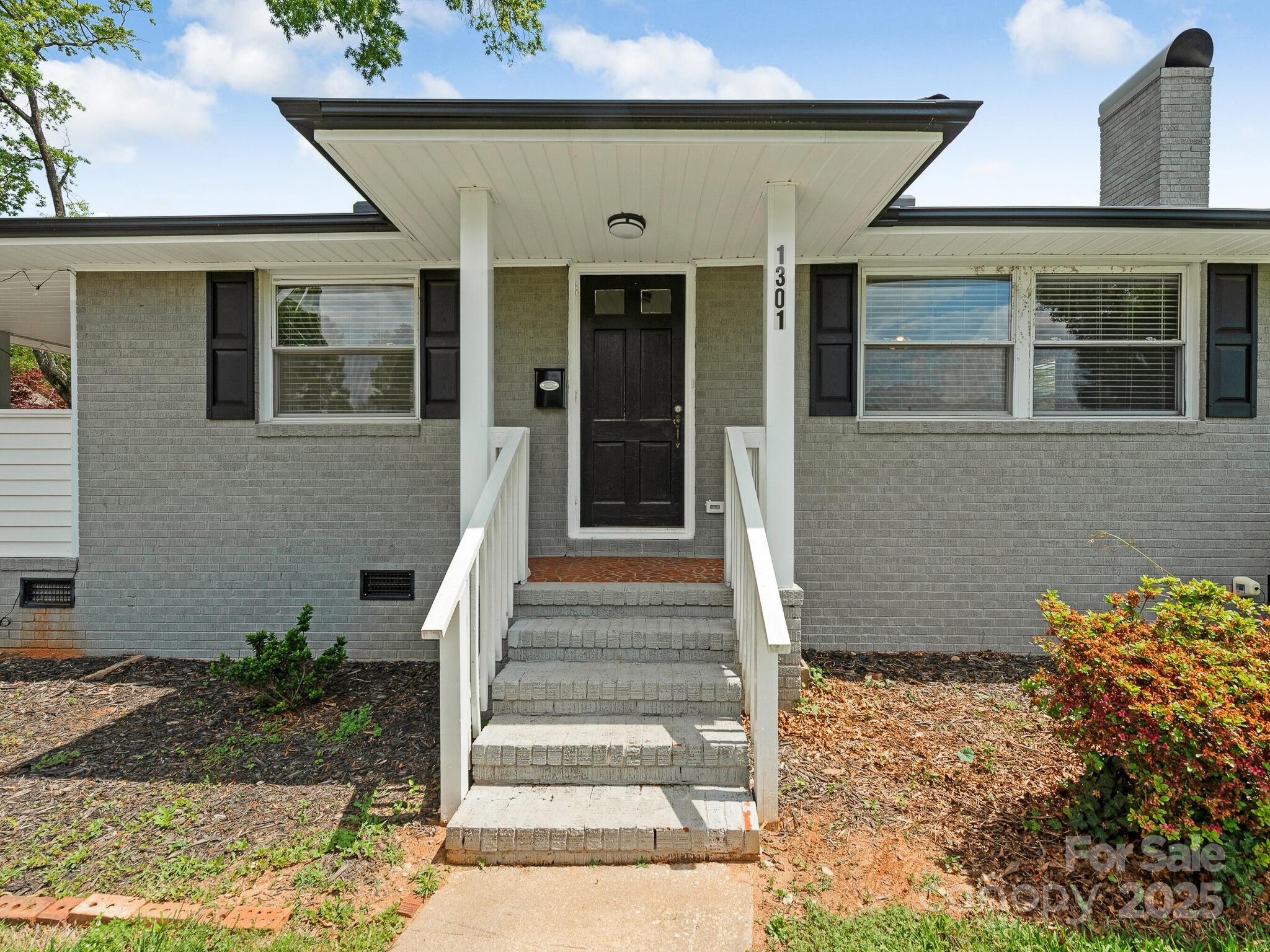 Myers Park - Residential Income